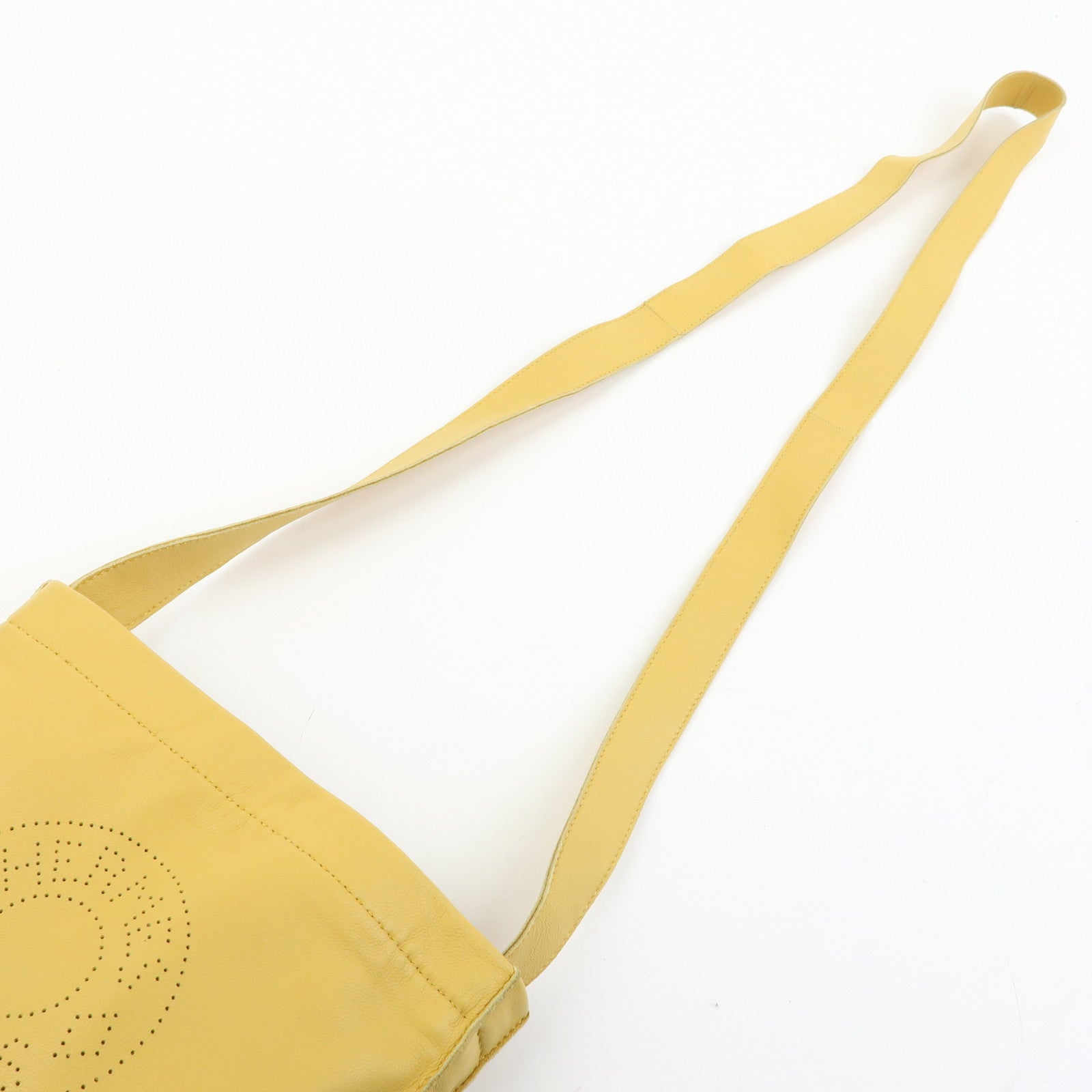HERMES Clou de Selle Lamb Skin Shoulder Bag  □Q Stamped Yellow
