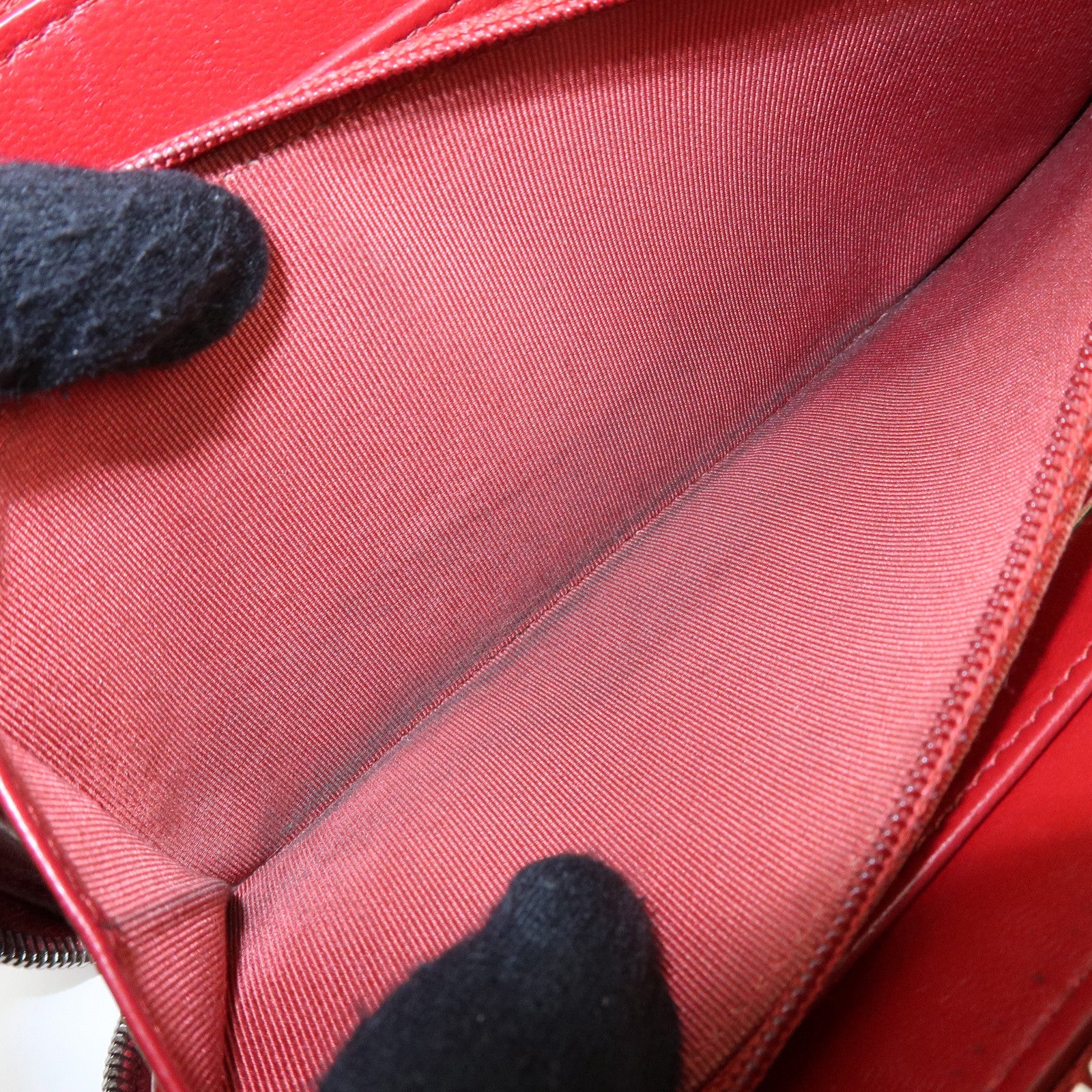 CHANEL COCO Mark Matelasse Round Zippy Long Wallet Red A50097