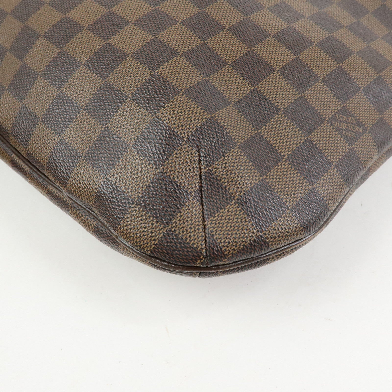 Louis Vuitton Damier Bloomsbury GM Shoulder Crossbody Bag N42250