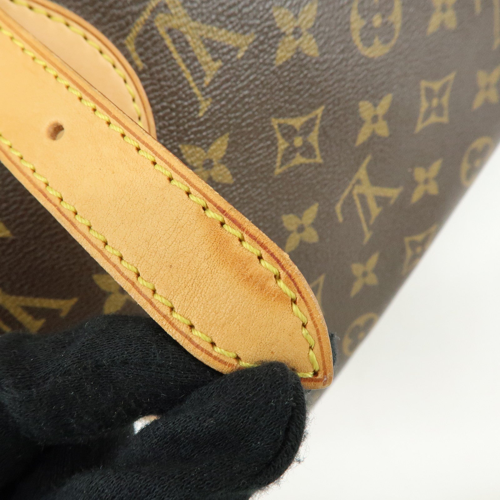 Louis Vuitton Monogram Popincourt Haut Shoulder Bag Brown M40007