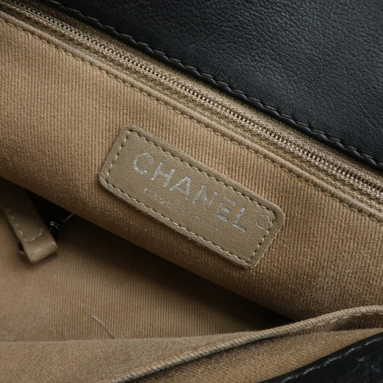 CHANEL COCO Mark Wild Stitch Calf Leather Chain Shoulder Bag Black