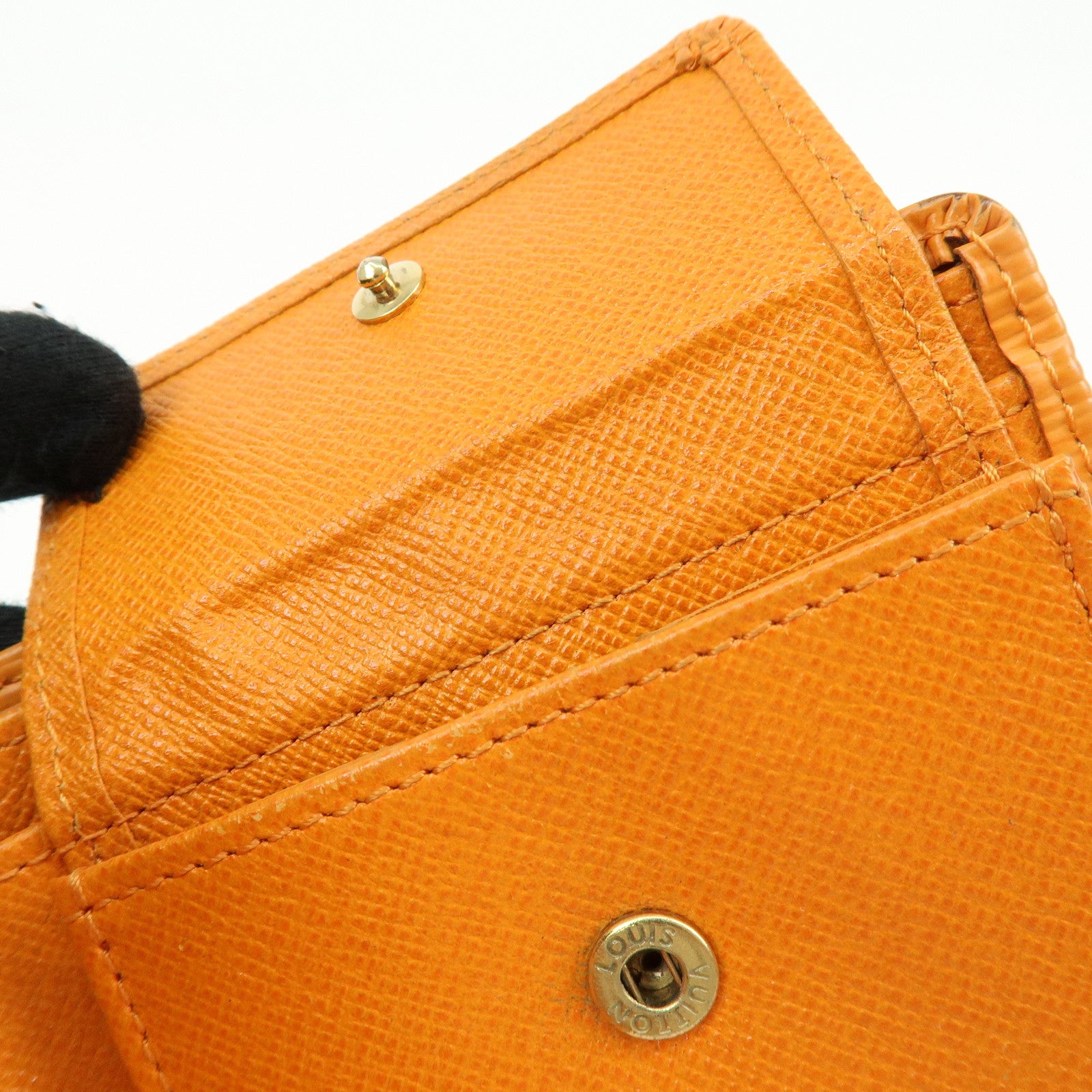 Louis Vuitton Epi Porte Billet Carte Credit Monnaie Wallet M6354H