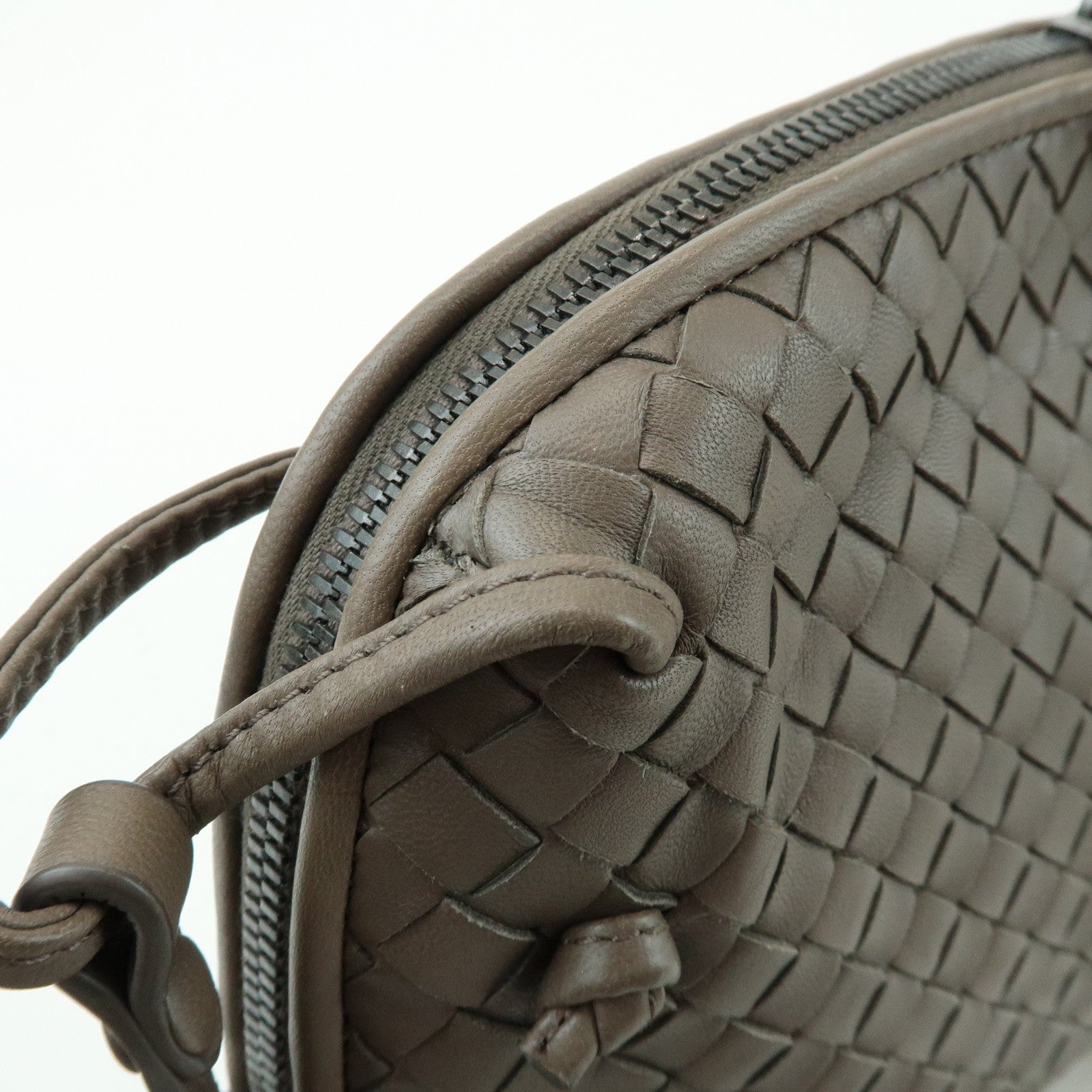 BOTTEGA VENETA Intrecciato Nodini Leather Shoulder Bag Brown