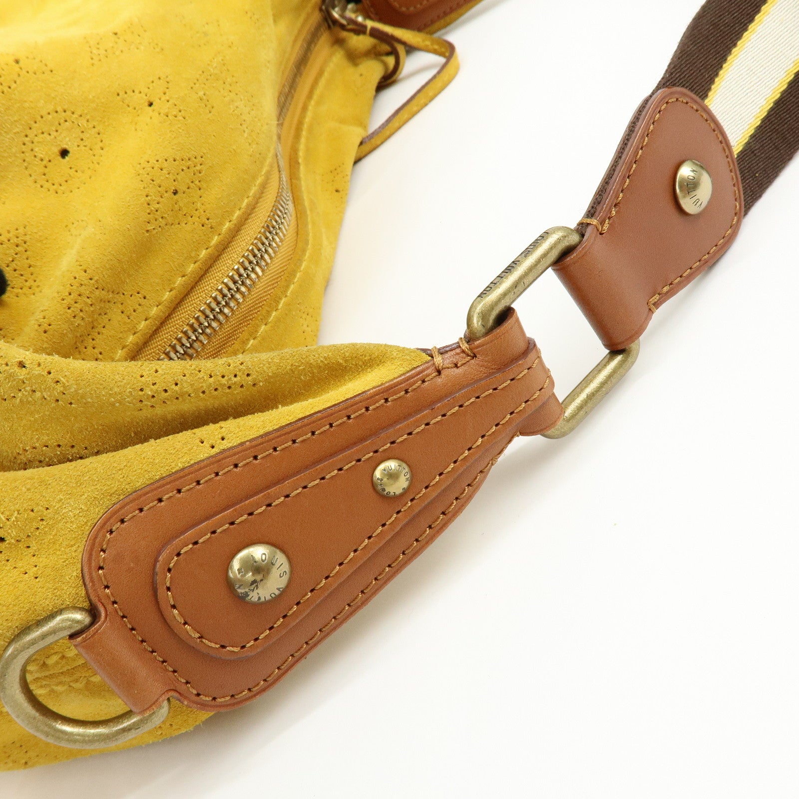 louis-vuitton-monogram-mahina-onata-gm-shoulder-bag-yellow-m95118-1