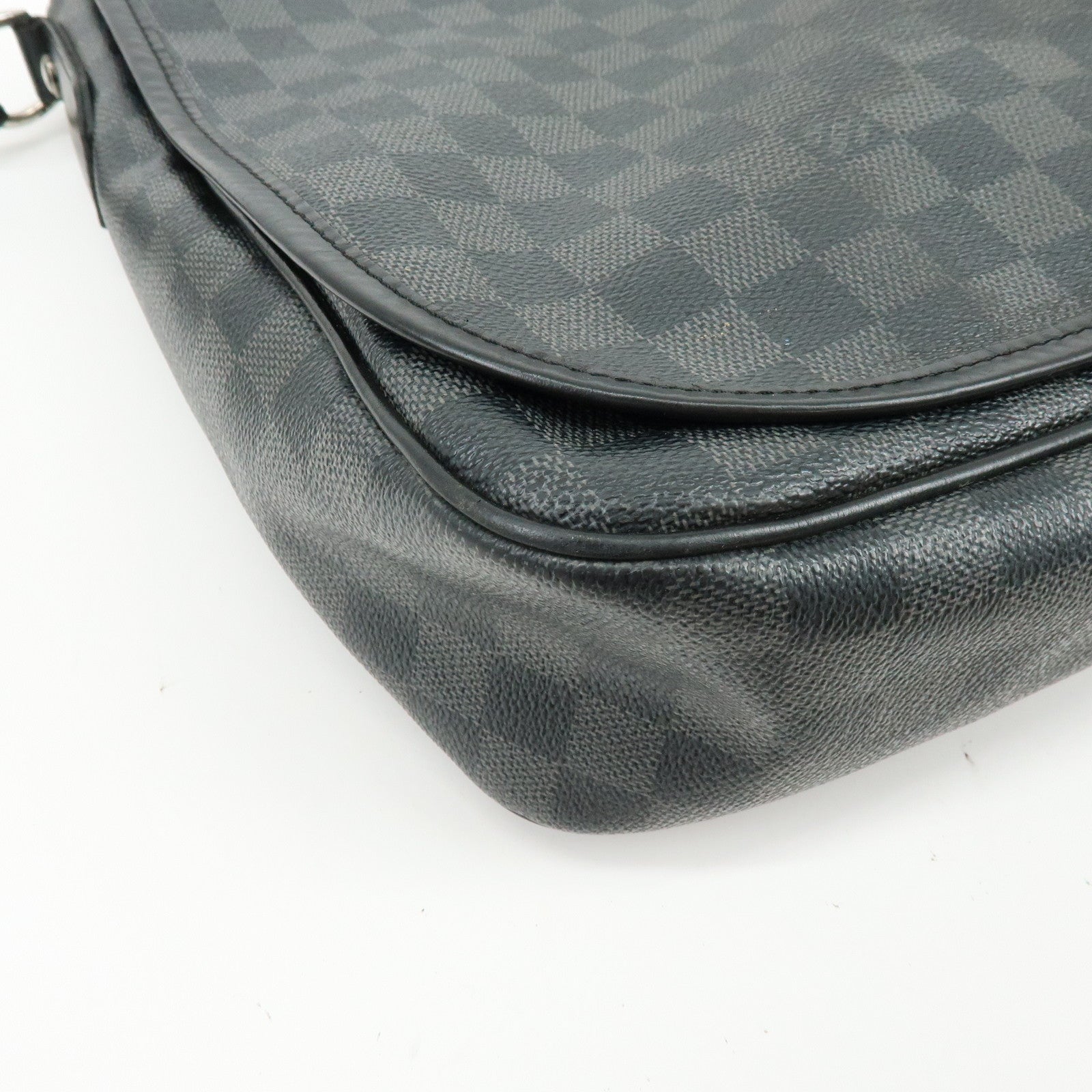 Louis Vuitton Damier Graphite Daniel MM Shoulder Bag N58029
