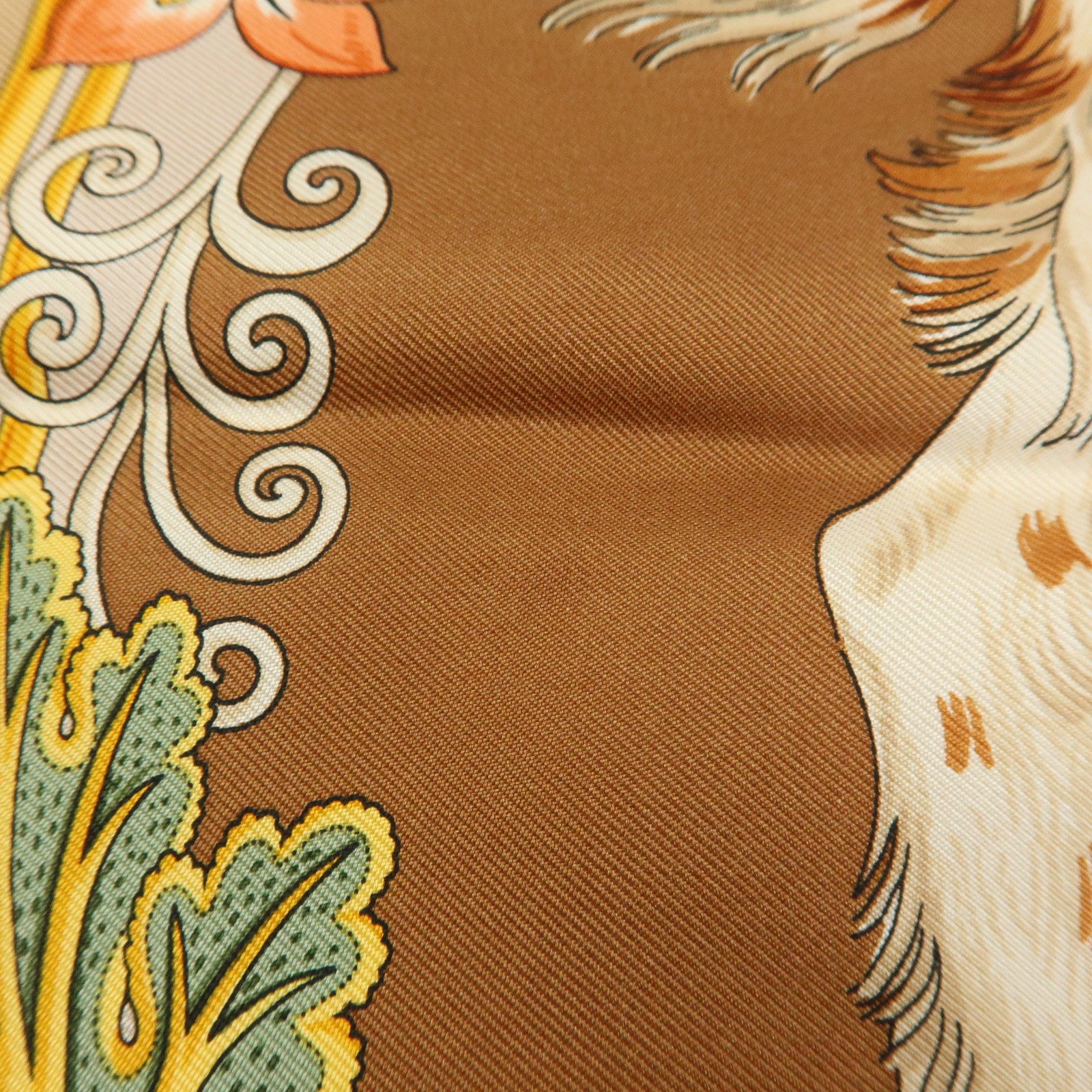 Ferragamo Silk 100% Scarf Animal Print Beige Orange Green Yellow
