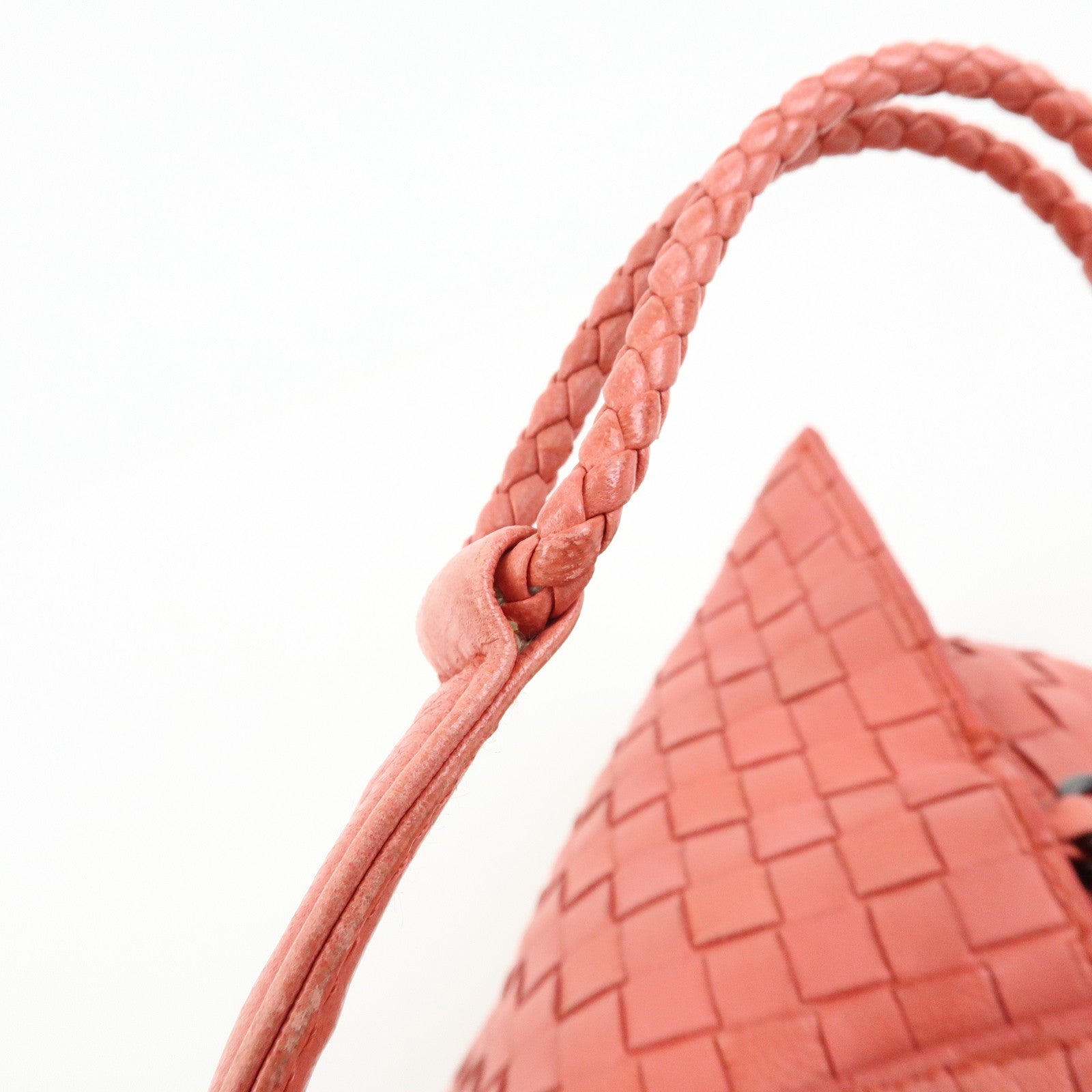 BOTTEGA VENETA Intracciato Leather Shoulder Bag  Hand Bag Coral V0016