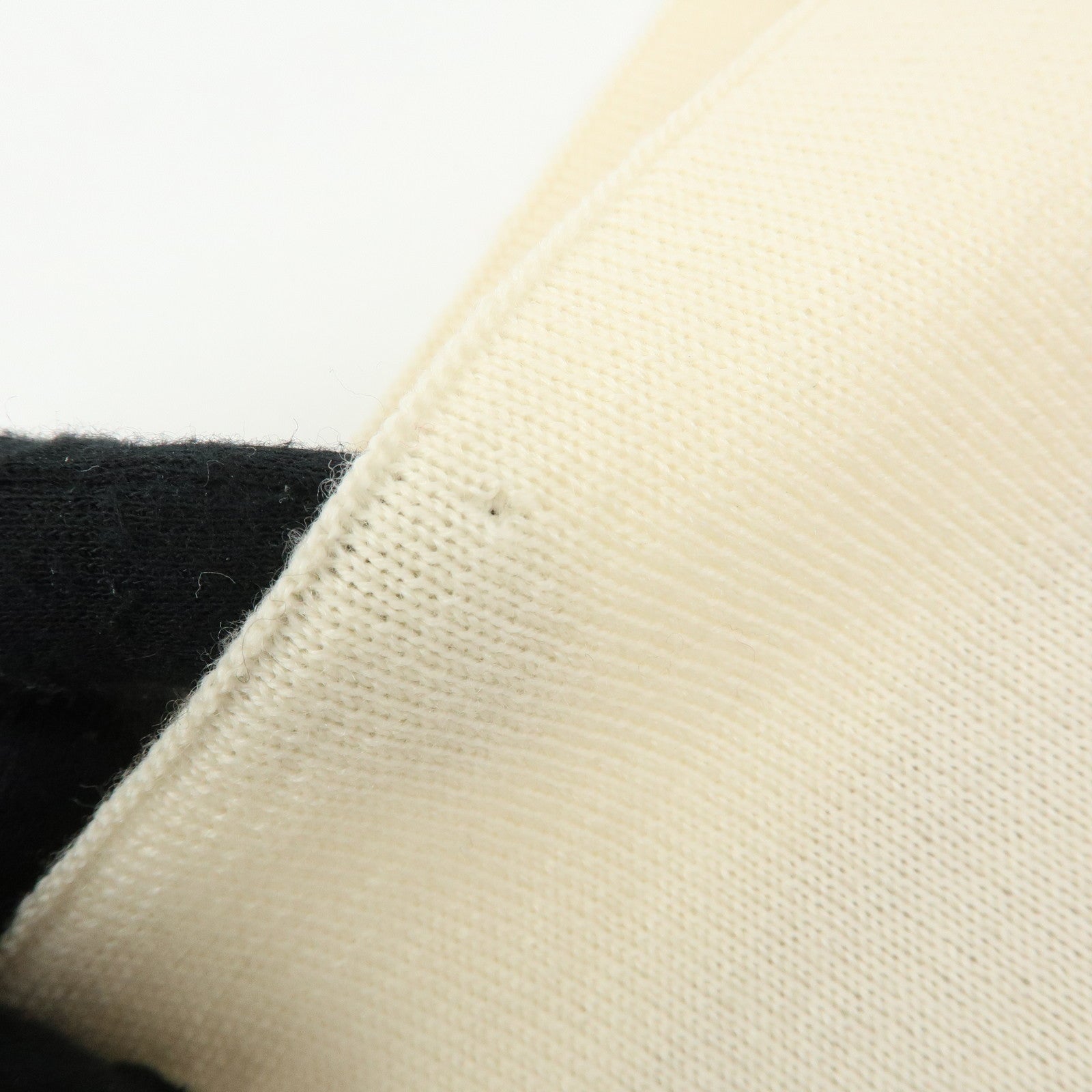 FENDI FF Logo Wool 100% Scarf Shawl Ivory Beige
