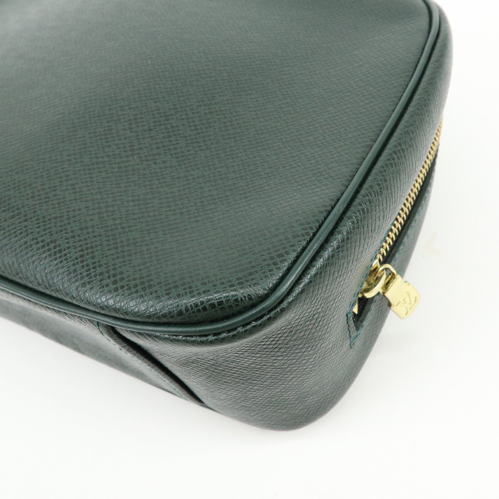 Louis Vuitton Taiga Leather Trousse Toilette GM Pouch Epicea M30214