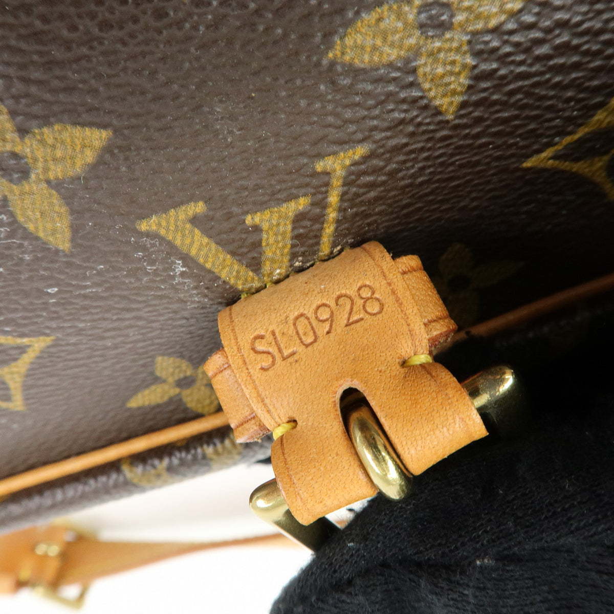 Louis Vuitton Monogram Canvas Sologne Shoulder Bag Brown M42250