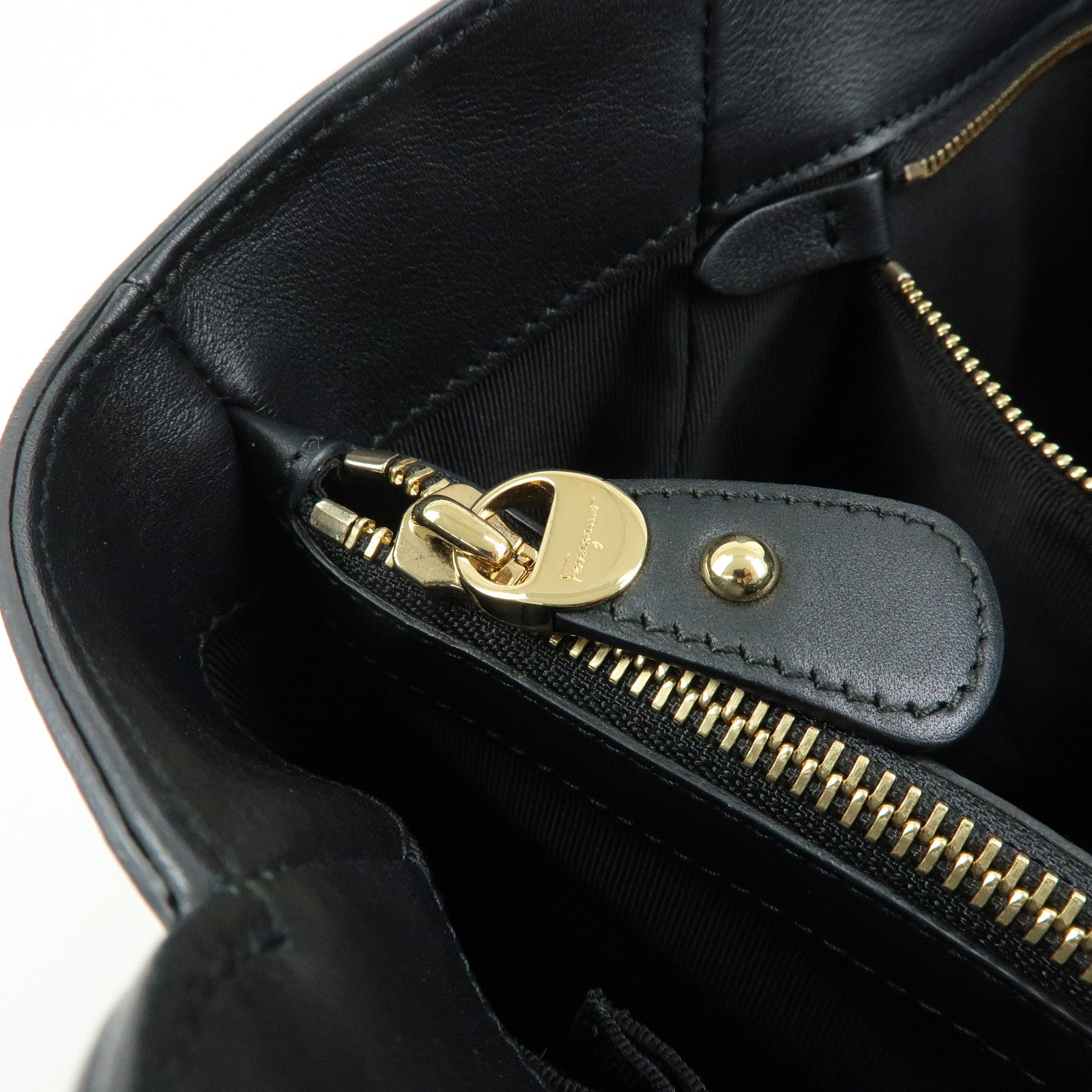 Ferragamo Gancini Leather Hand Bag Shoulder Bag Black 21 F077