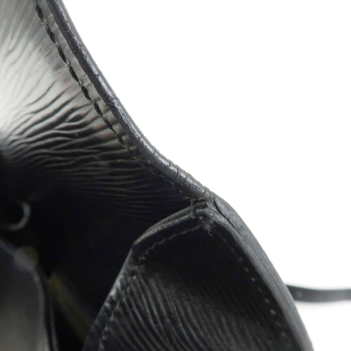 Louis Vuitton Epi Saint Cloud Shoulder Bag Black Noir M52192