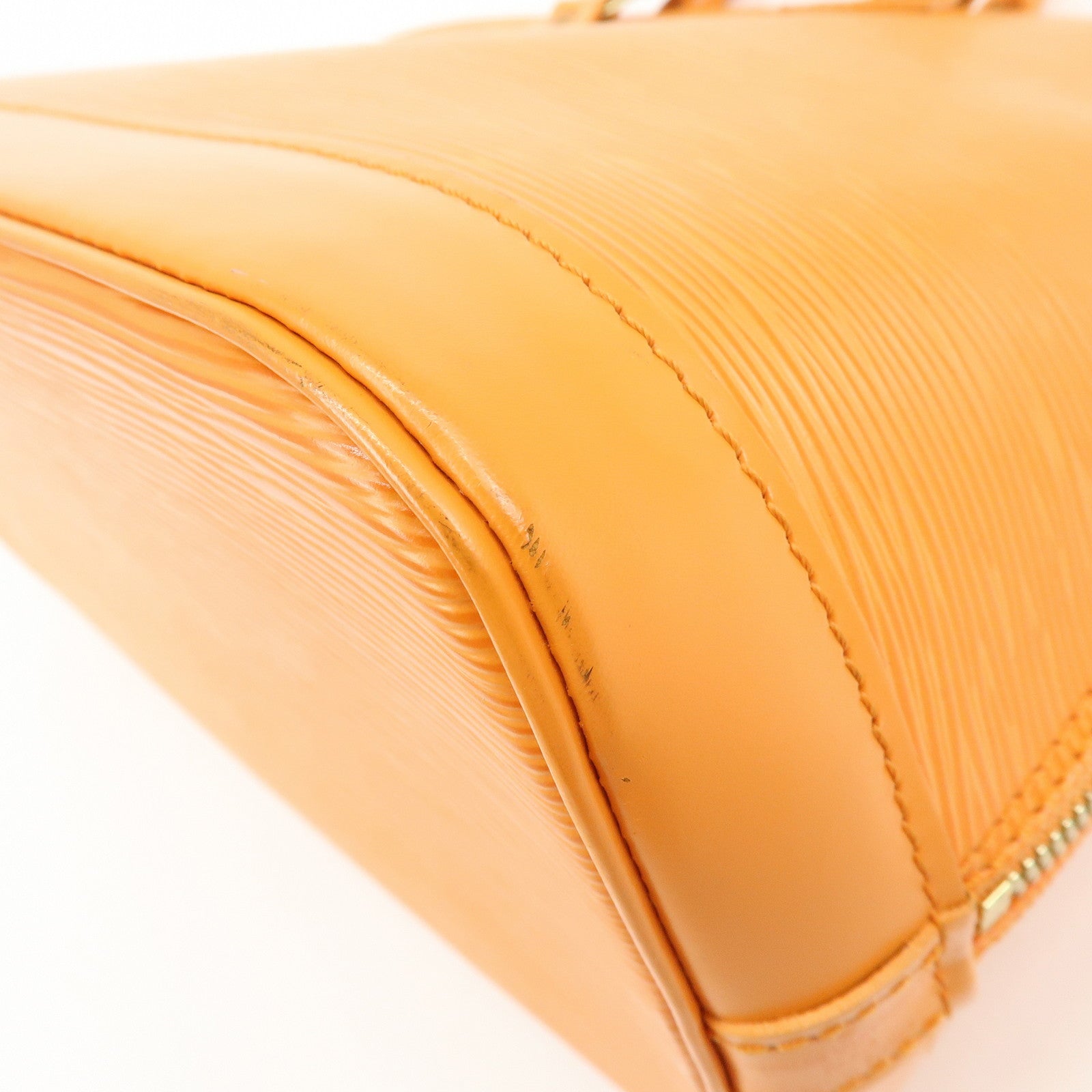 Louis Vuitton Epi Leather Alma PM Hand Bag Mandarin Orange M5124H