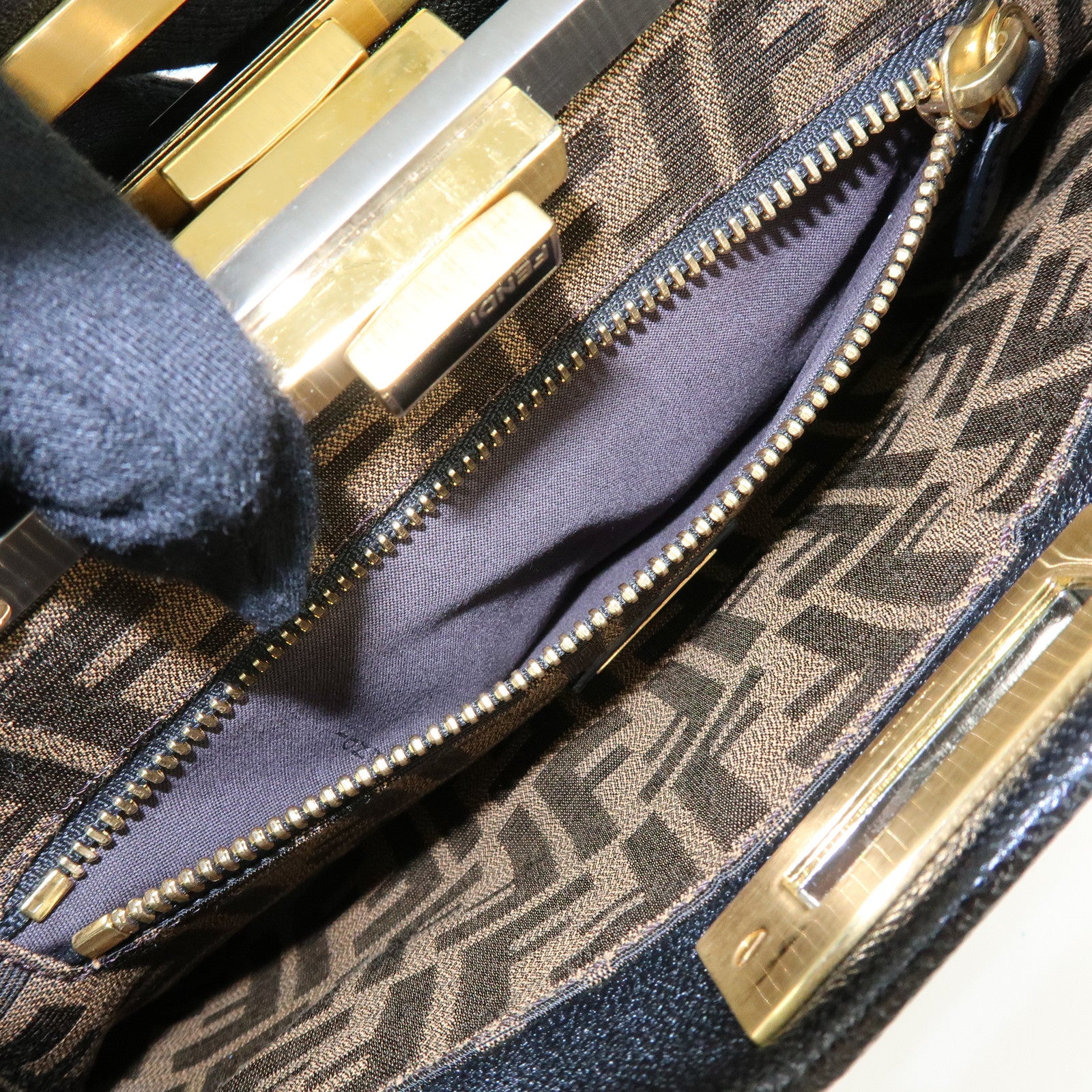 FENDI Peekaboo Leather 2Way Shoulder Bag Hand Bag Black 8BN226