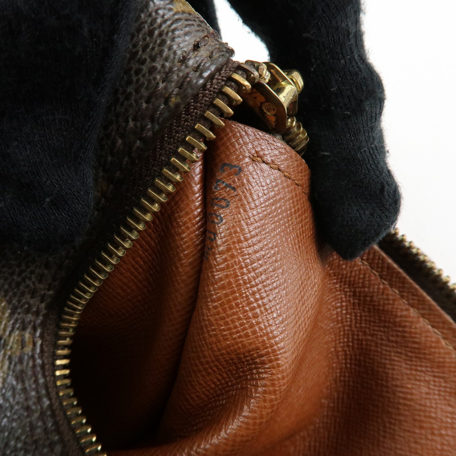 Louis Vuitton Monogram Papillon 30 Hand Bag Brown M51385