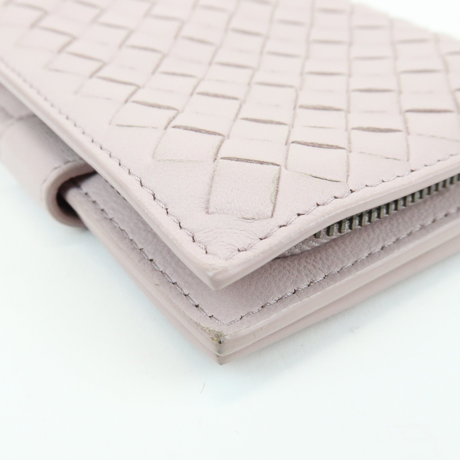 BOTTEGA VENETA Intrecciato Leather Bi-fold Comact Wallet Lavender
