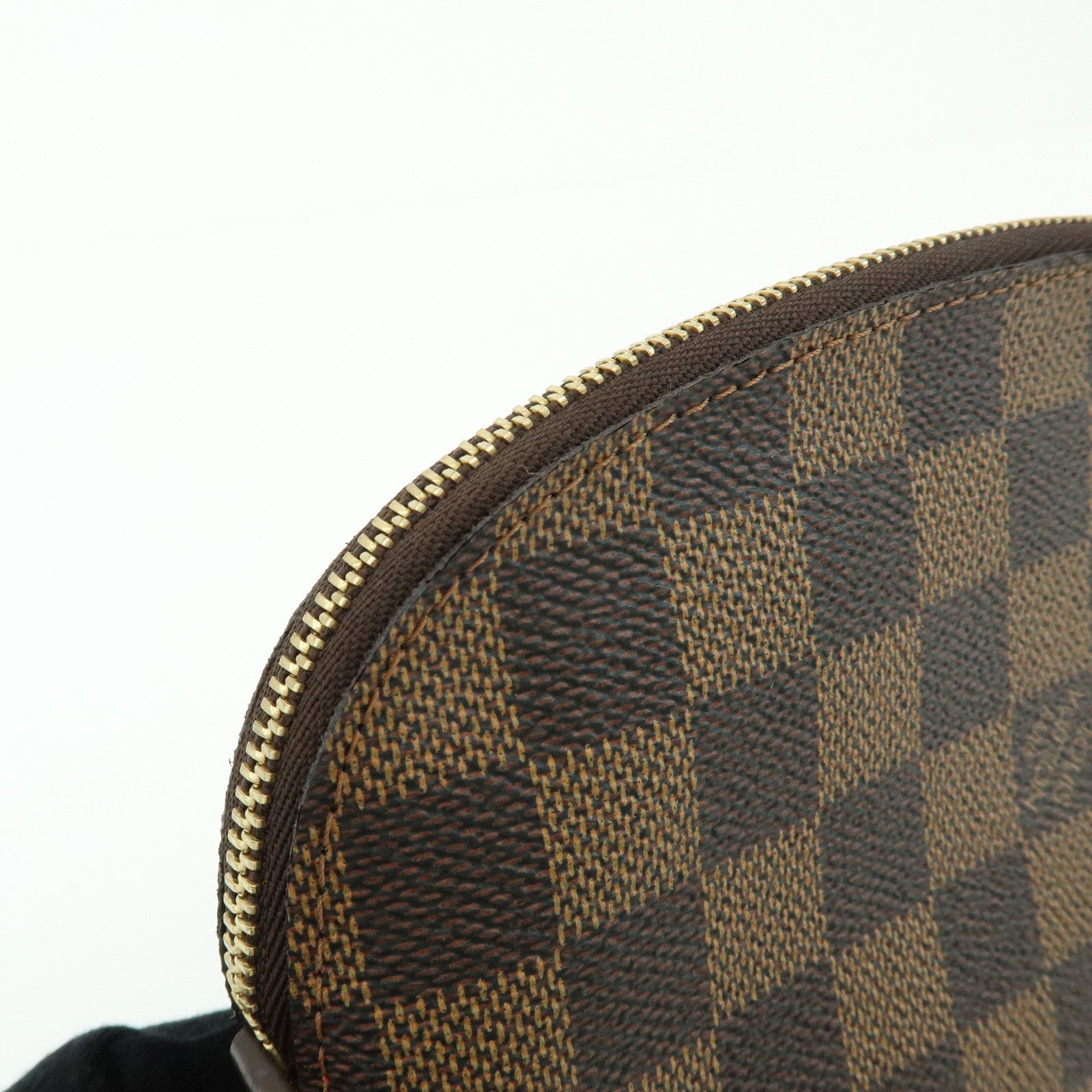 Louis Vuitton Damier Pochette Cosmetic PM Pouch Damier Ebene N47516