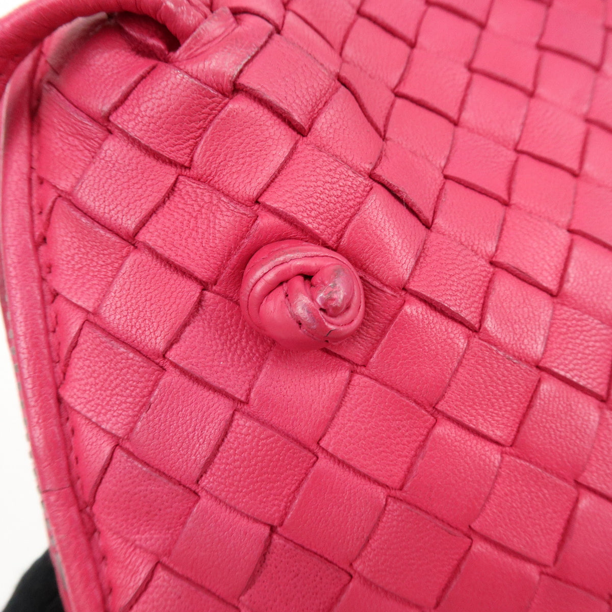 BOTTEGA VENETA Inttrecciato Nodini Leather Shoulder Bag Pink