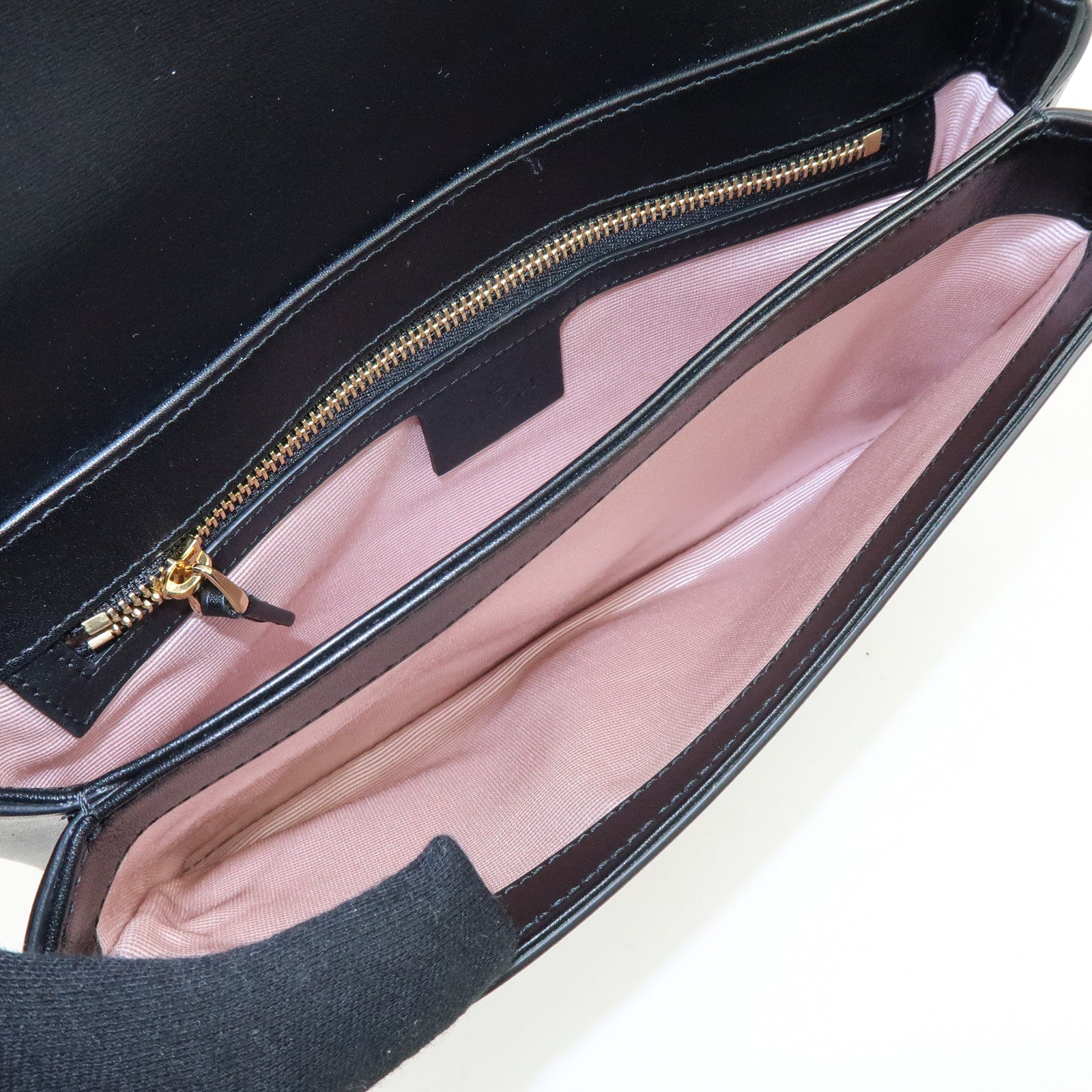 GUCCI Double G Arli Leather Shoulder Bag Crossbody Bag Black 550129