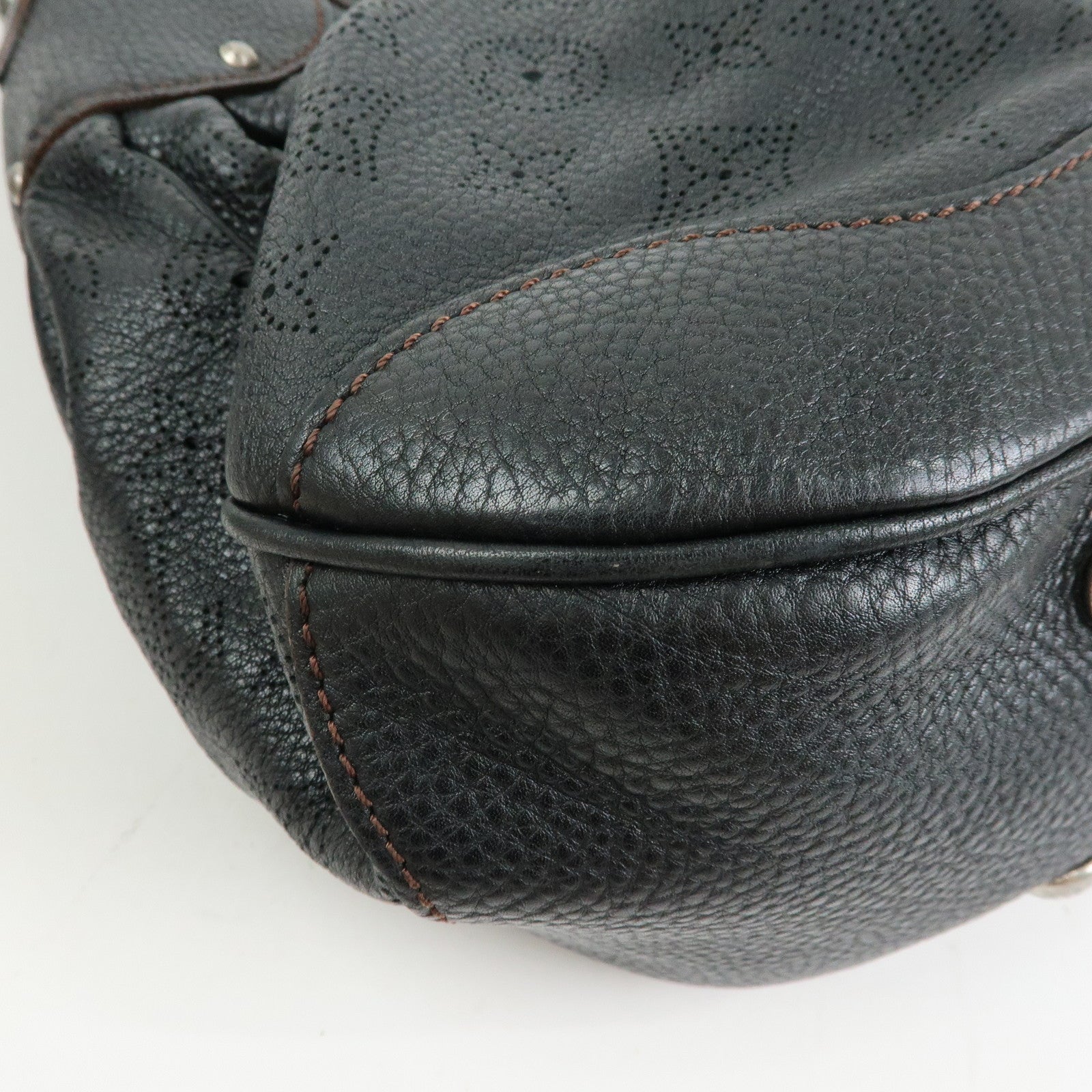 Louis Vuitton Monogram Mahina Solar PM Shoulder Bag Noir M93127