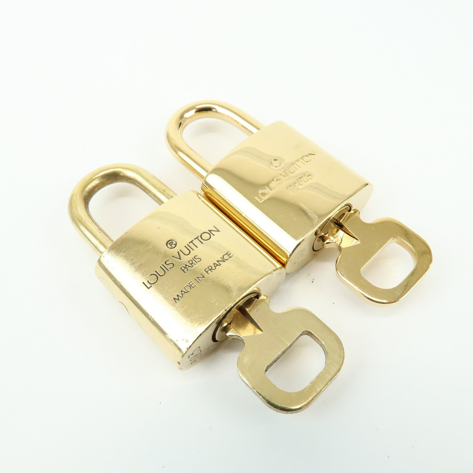 Louis Vuitton Set of 10 Lock & Key Cadena Key Lock