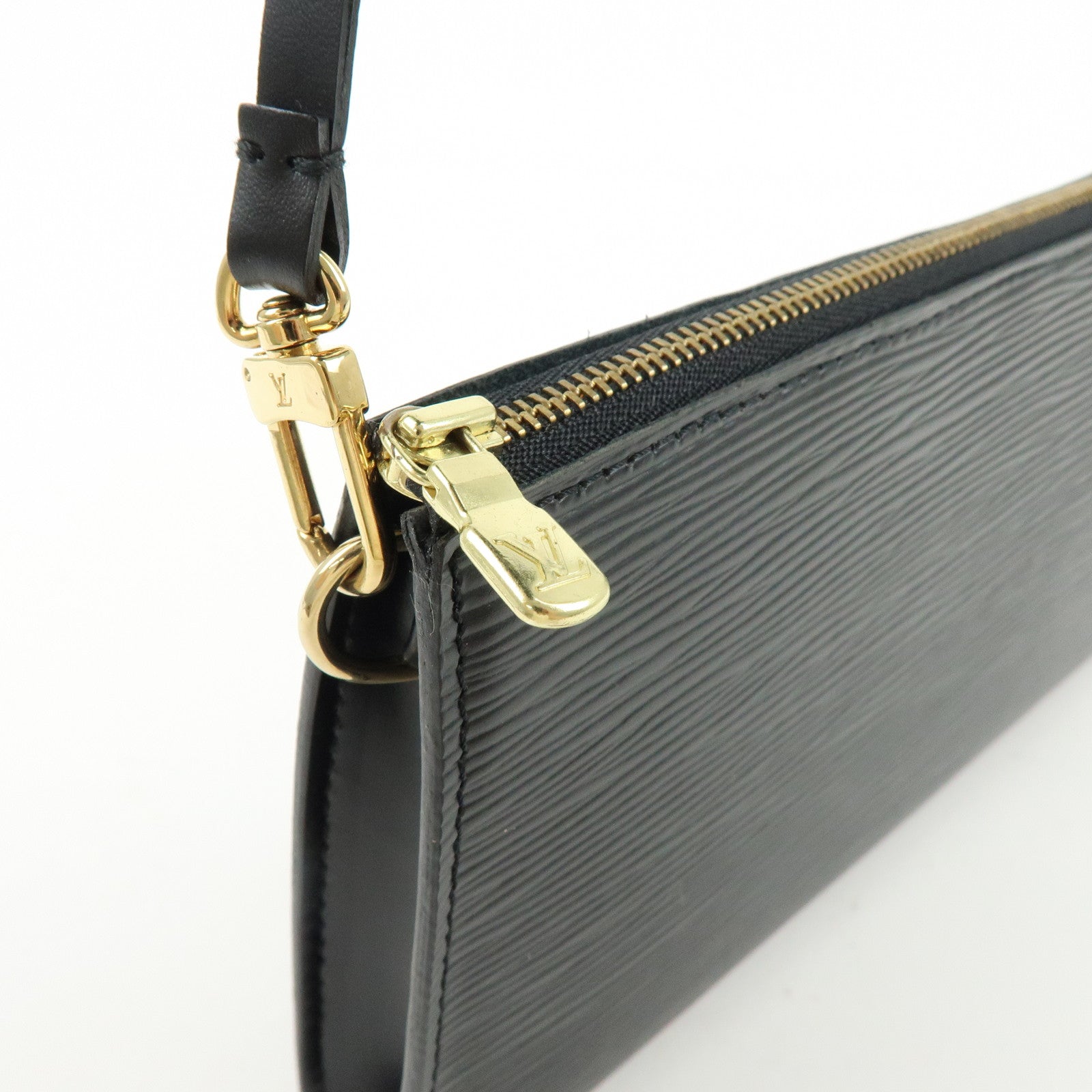 Louis Vuitton Epi Pochette Accessoires Clutch Bag Hand Bag Noir M52942