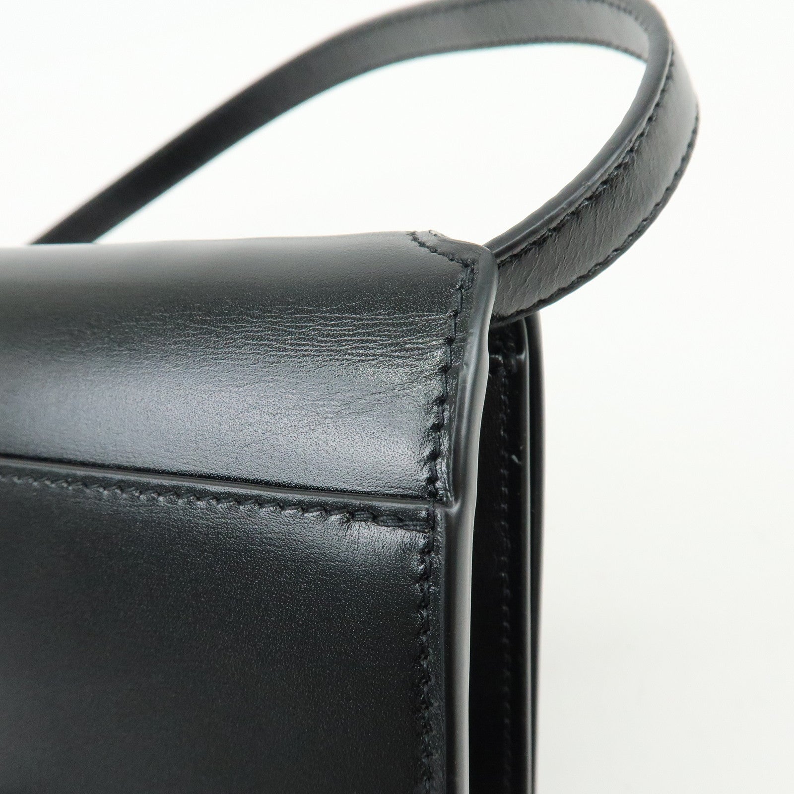 SAINT LAURENT PARIS Calf Leather Flap Shoulder Bag Black 769162