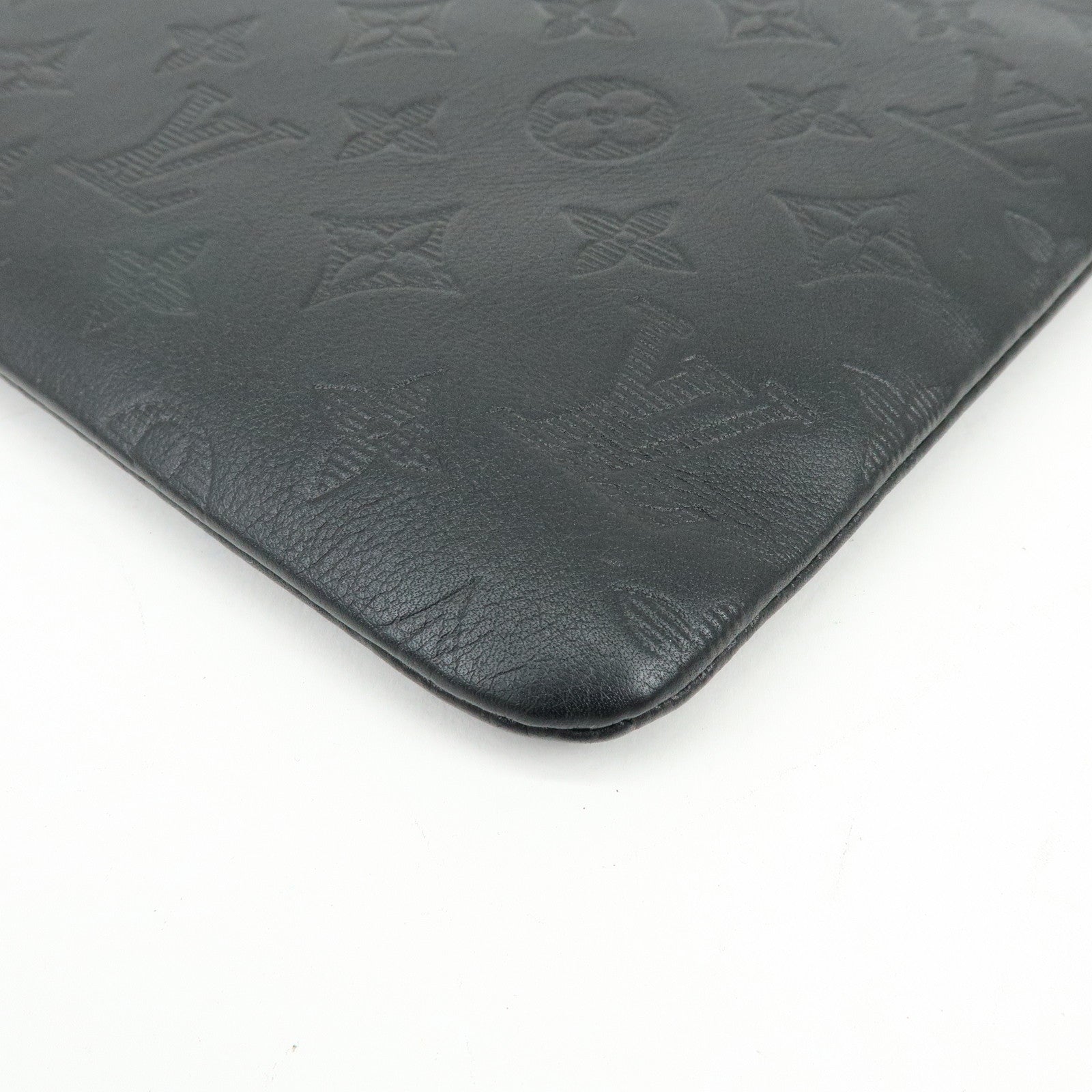 Louis Vuitton Monogram Shadow Pochette Discovery Cluth Bag Black M62903