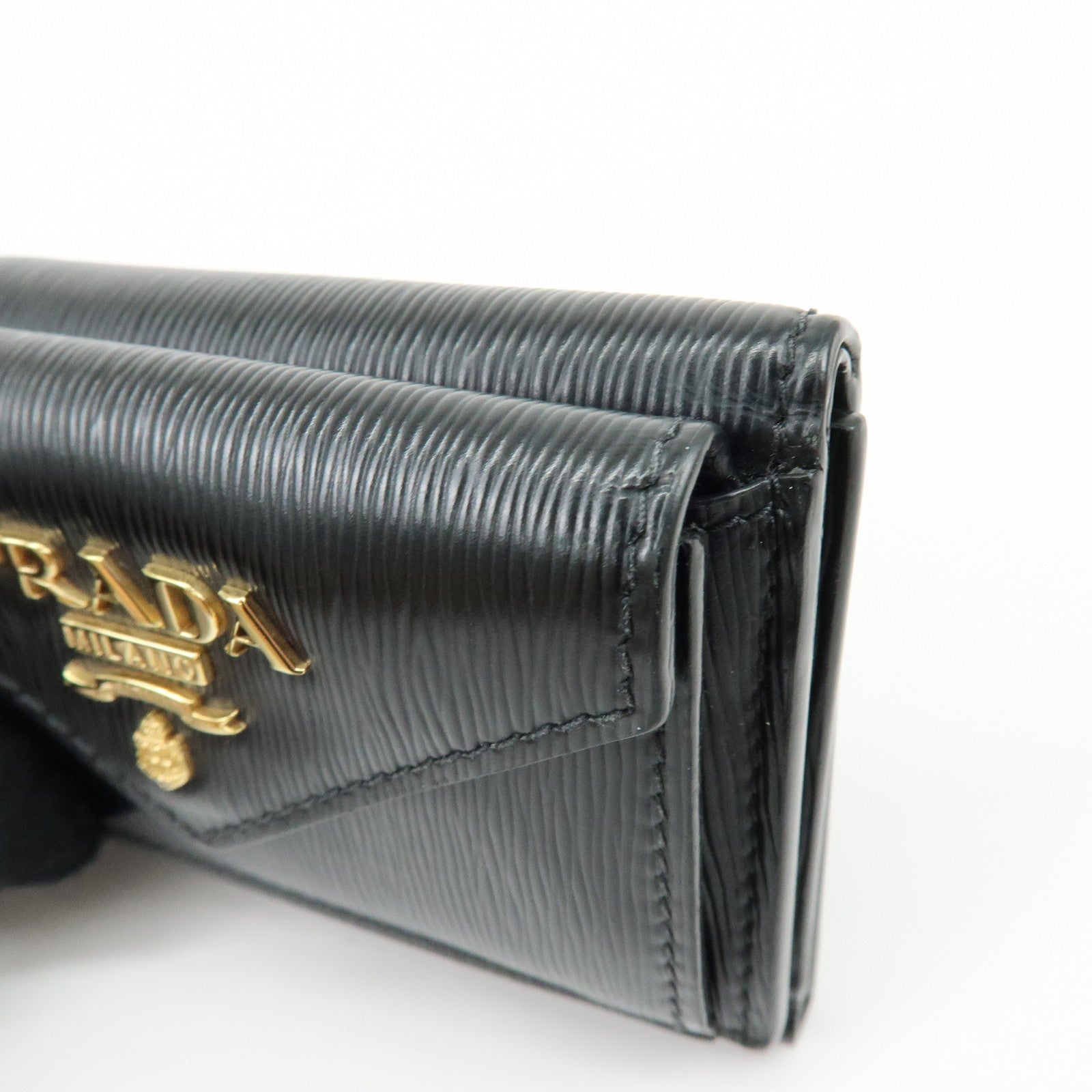 PRADA Vitello Move Leather Tri-fold Compact Wallet Black 1MH021