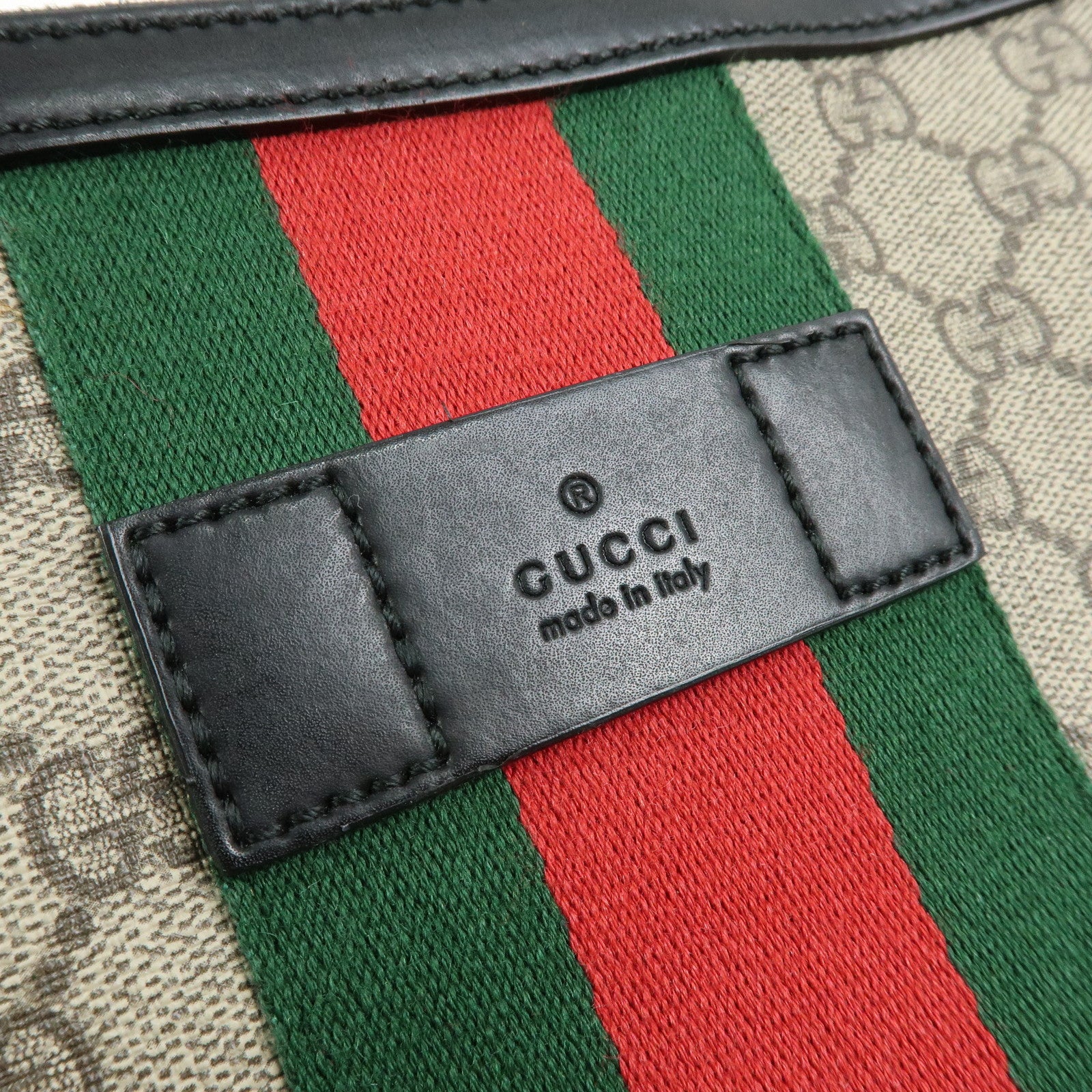 GUCCI Sherry GG Supreme Leather Messenger Bag Beige Black 523335