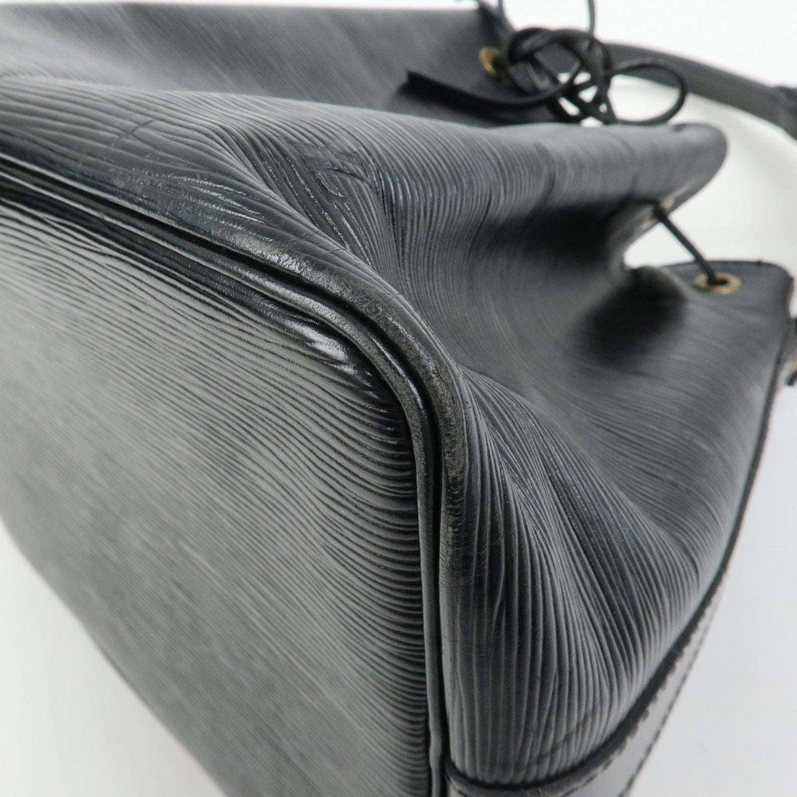 Louis Vuitton Epi Leather Petit Noe Shoulder Bag Noir Black M59012