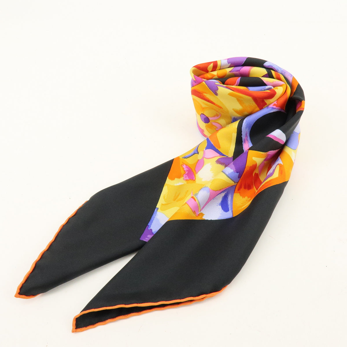 Louis Vuitton Monogram Carre 90 Silk 100% Scarf Au Fil Du Temps black