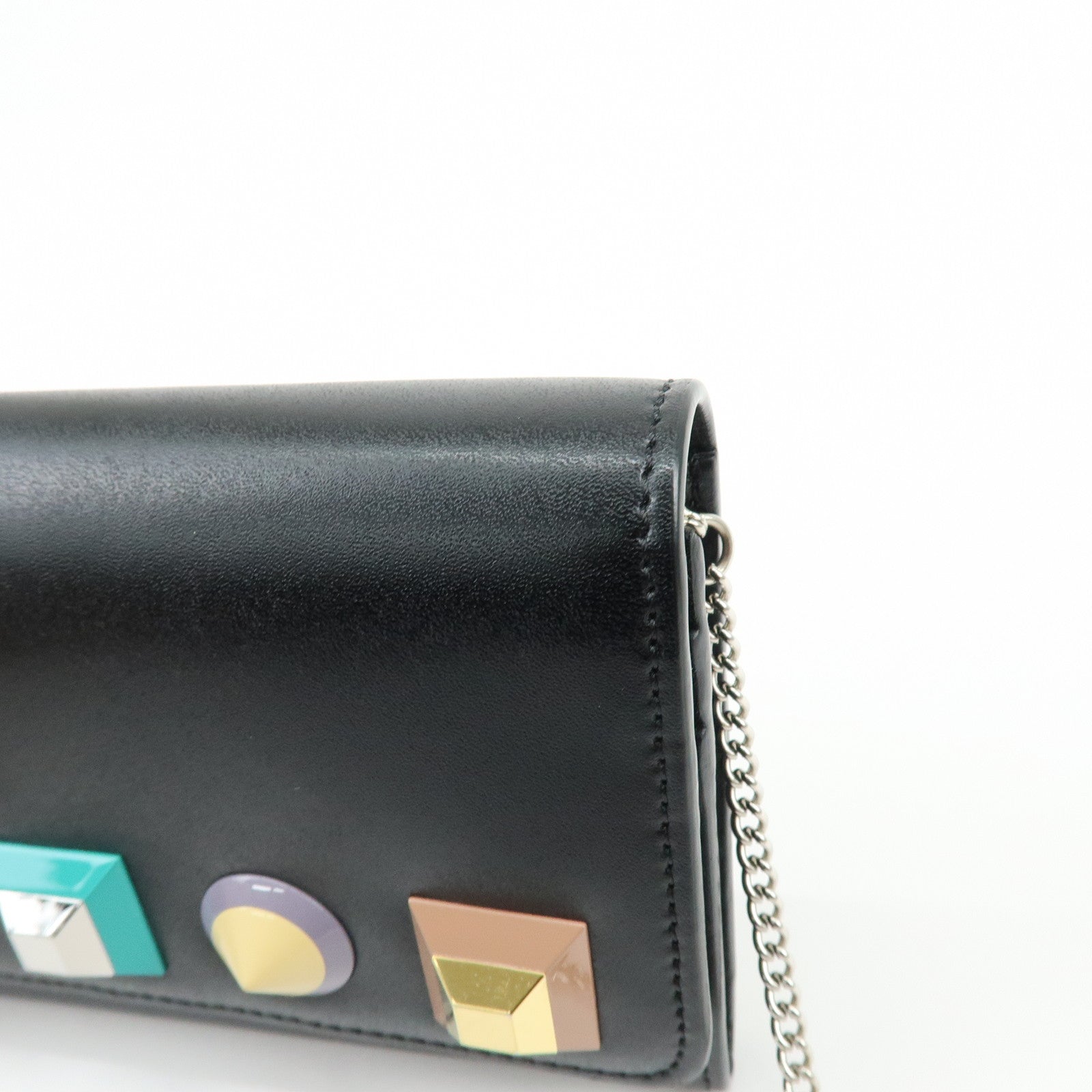 FENDI Leather Studs Chain Shoulder Wallet Long Wallet Black 8M0365