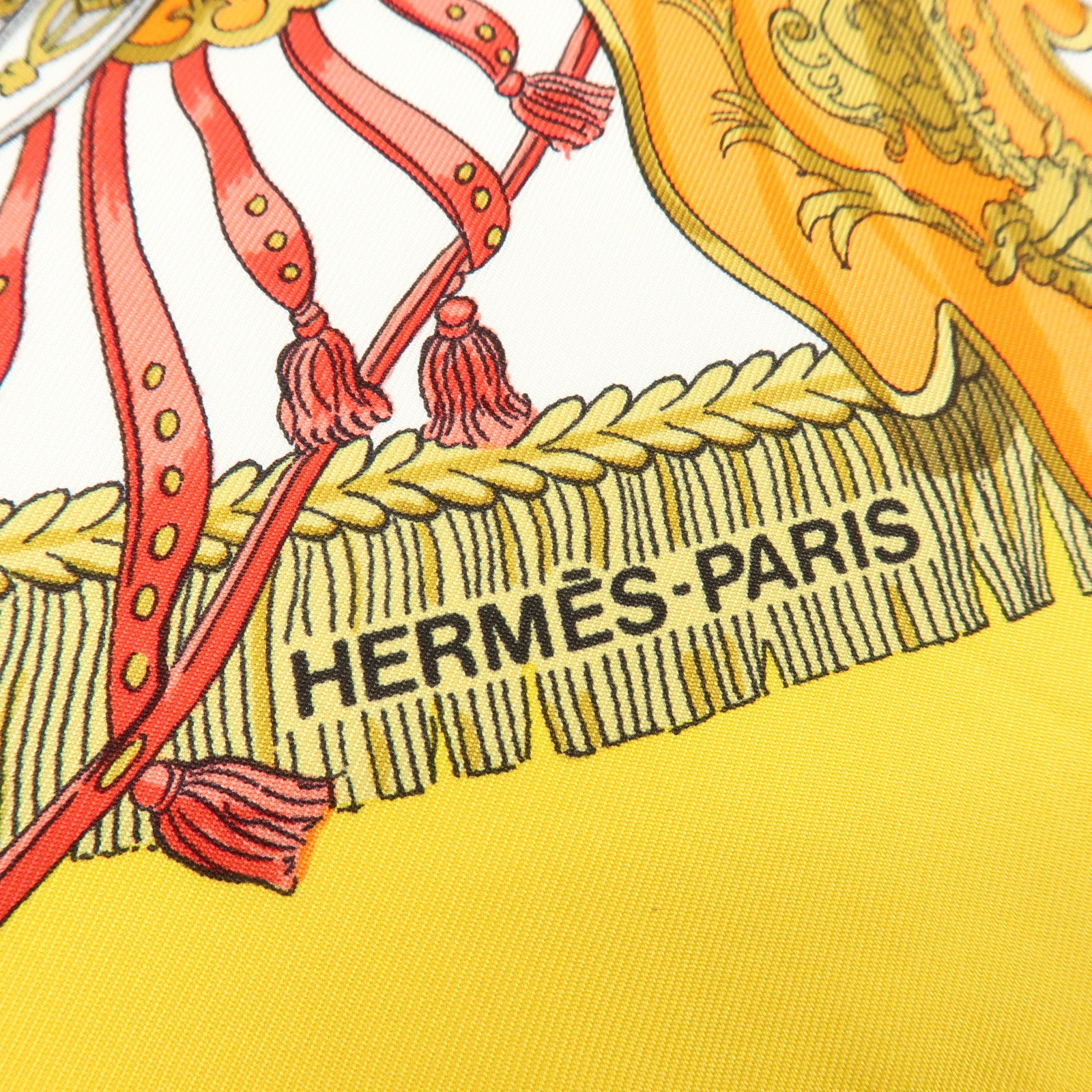 HERMES Carre 90 Silk 100 % Scarf CAPARAÇONS DE LA FRANCE ET DE L'INDE