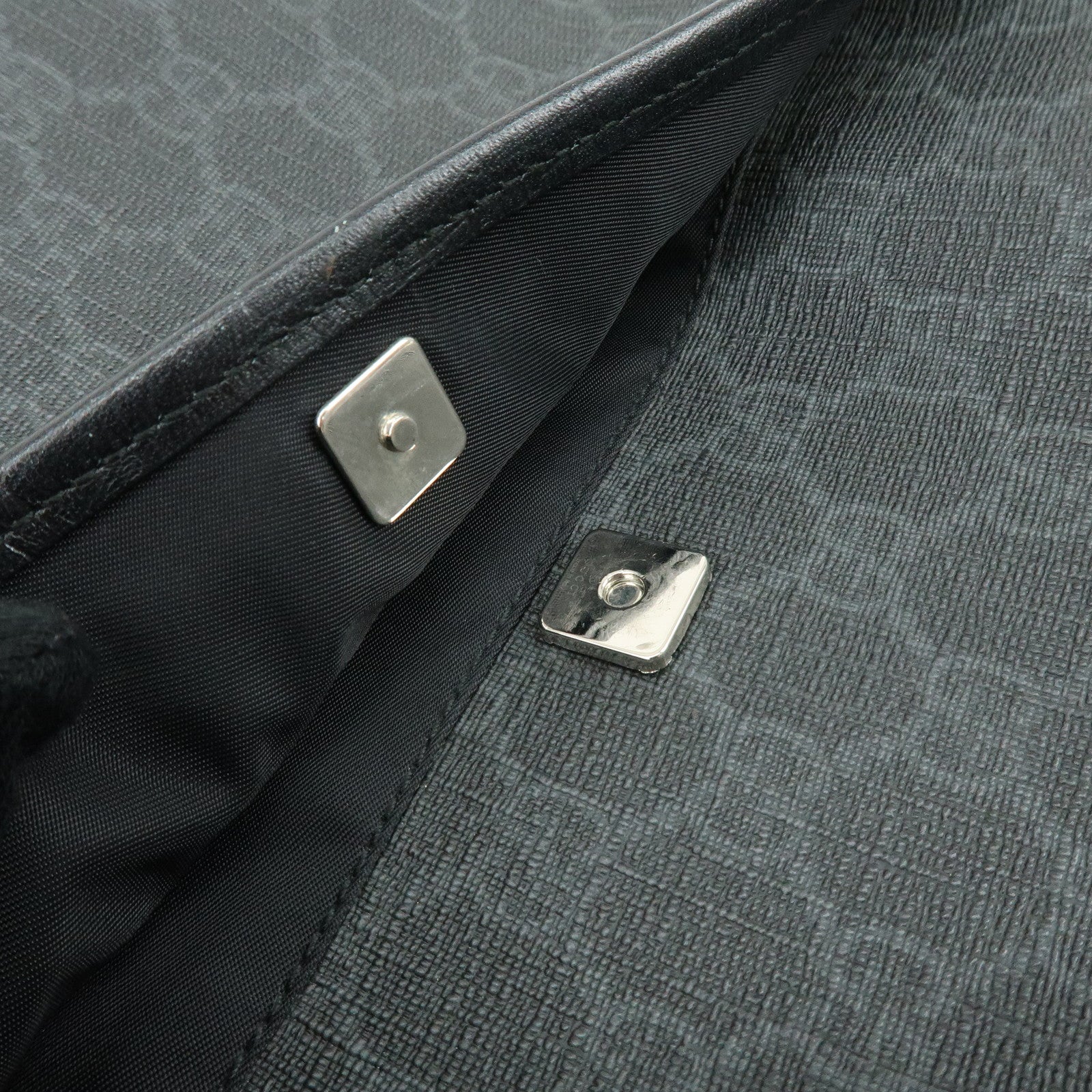 GUCCI GG Supreme Leather Shoulder Bag Crossbody Bag Black 162904