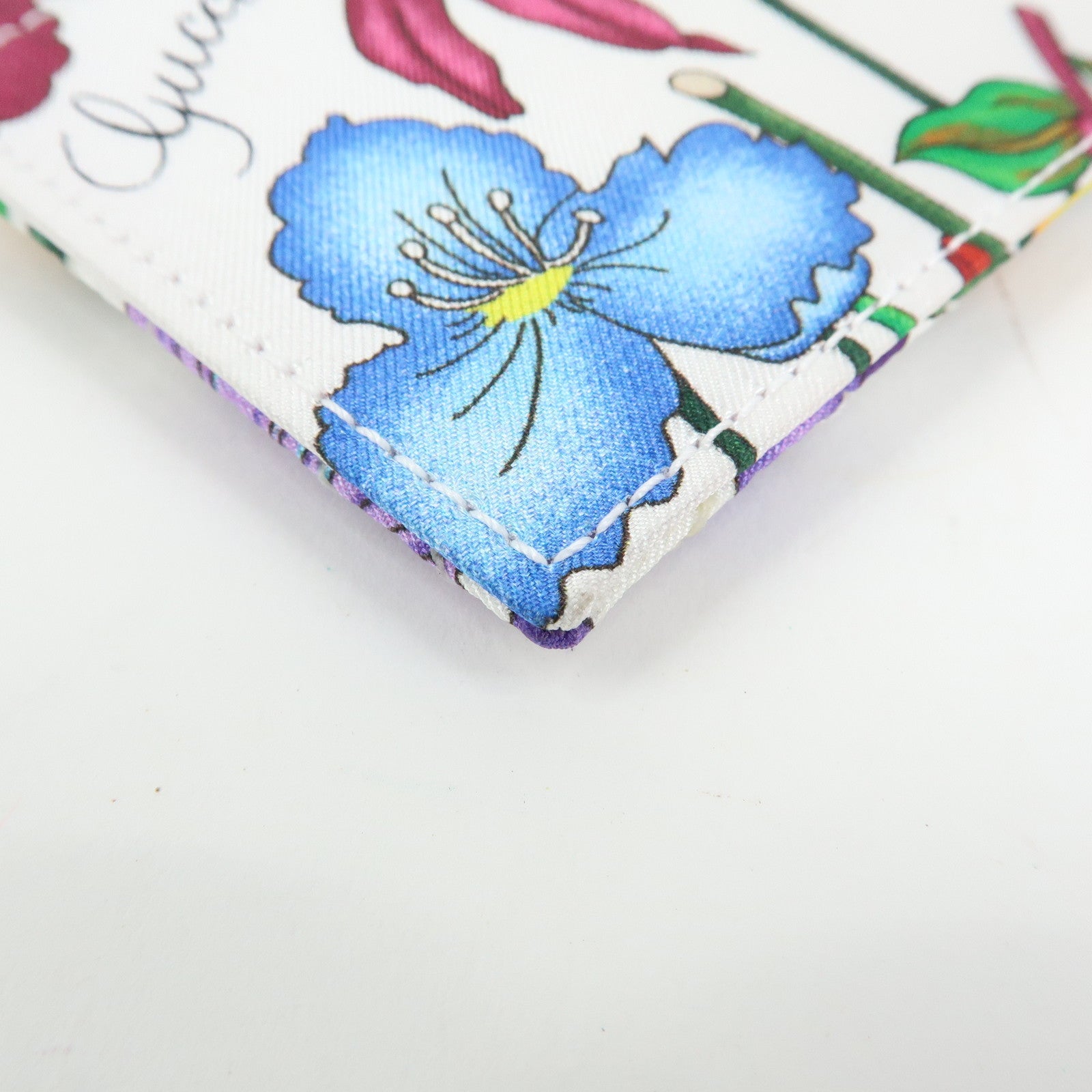 GUCCI GG Marmont FLora Double G Silk Coin Case Coin Purse White