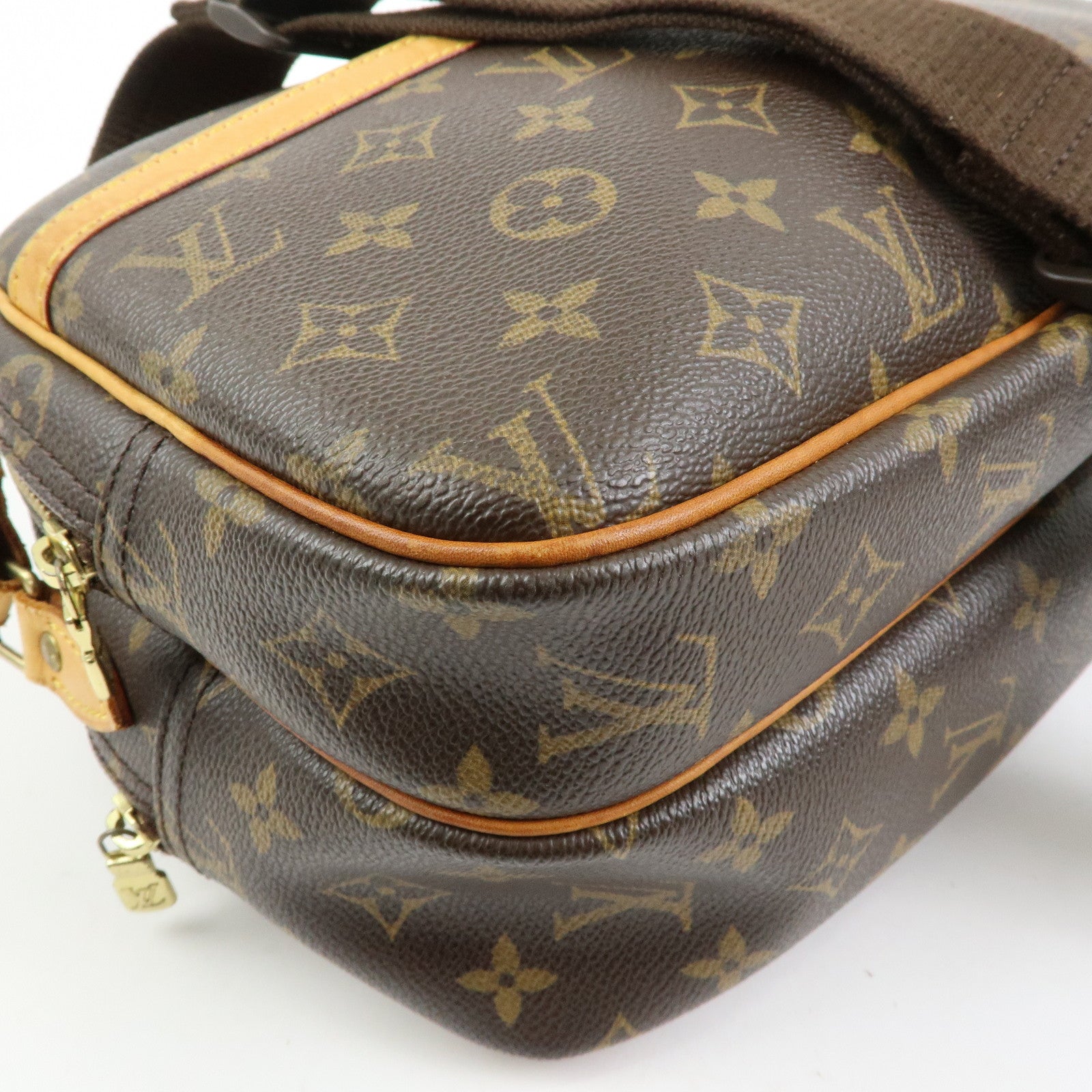 Louis Vuitton Monogram Reporter PM Shoulder Crossbody Bag Brown M45254