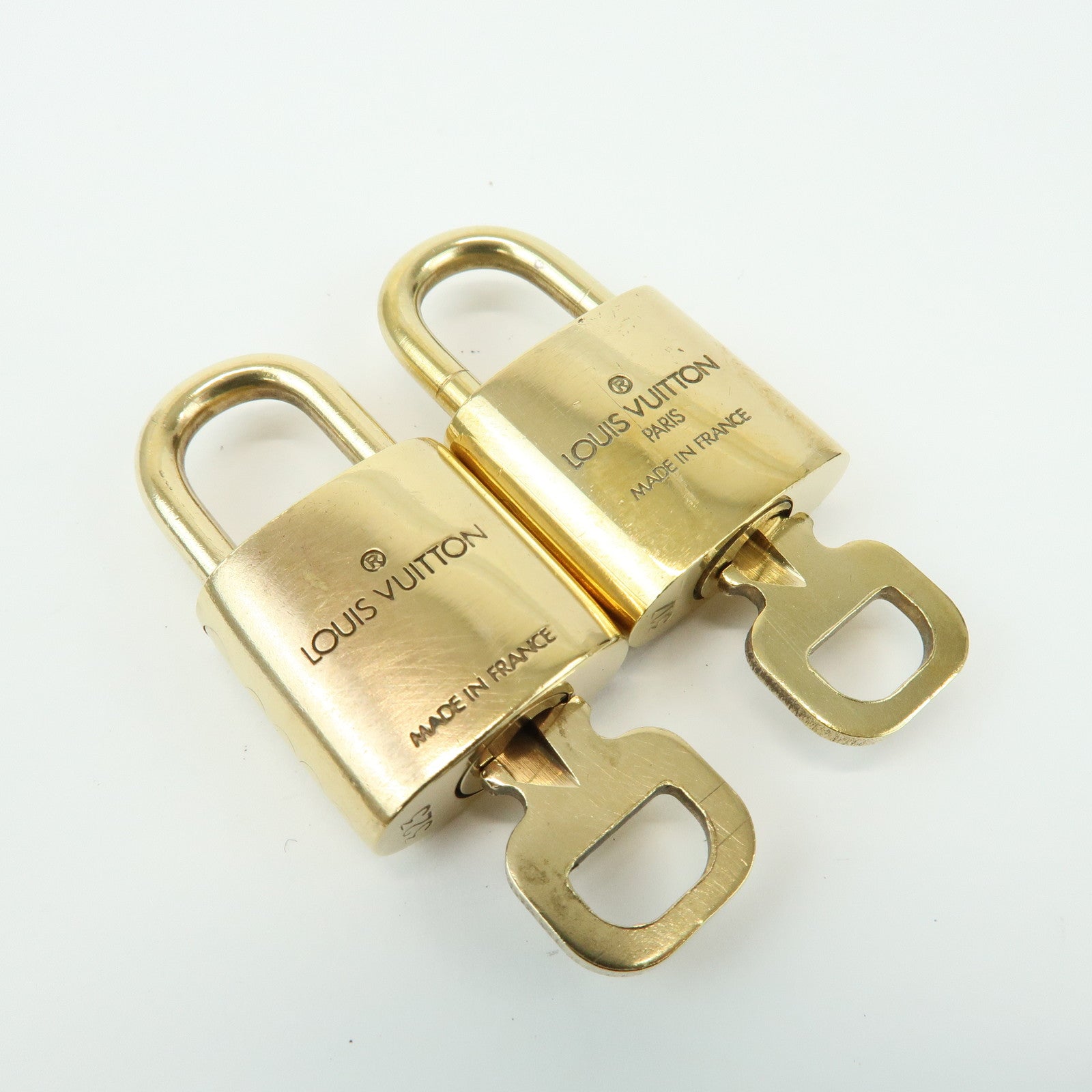 Louis Vuitton Set of 10 Lock & Key Cadena Key Lock