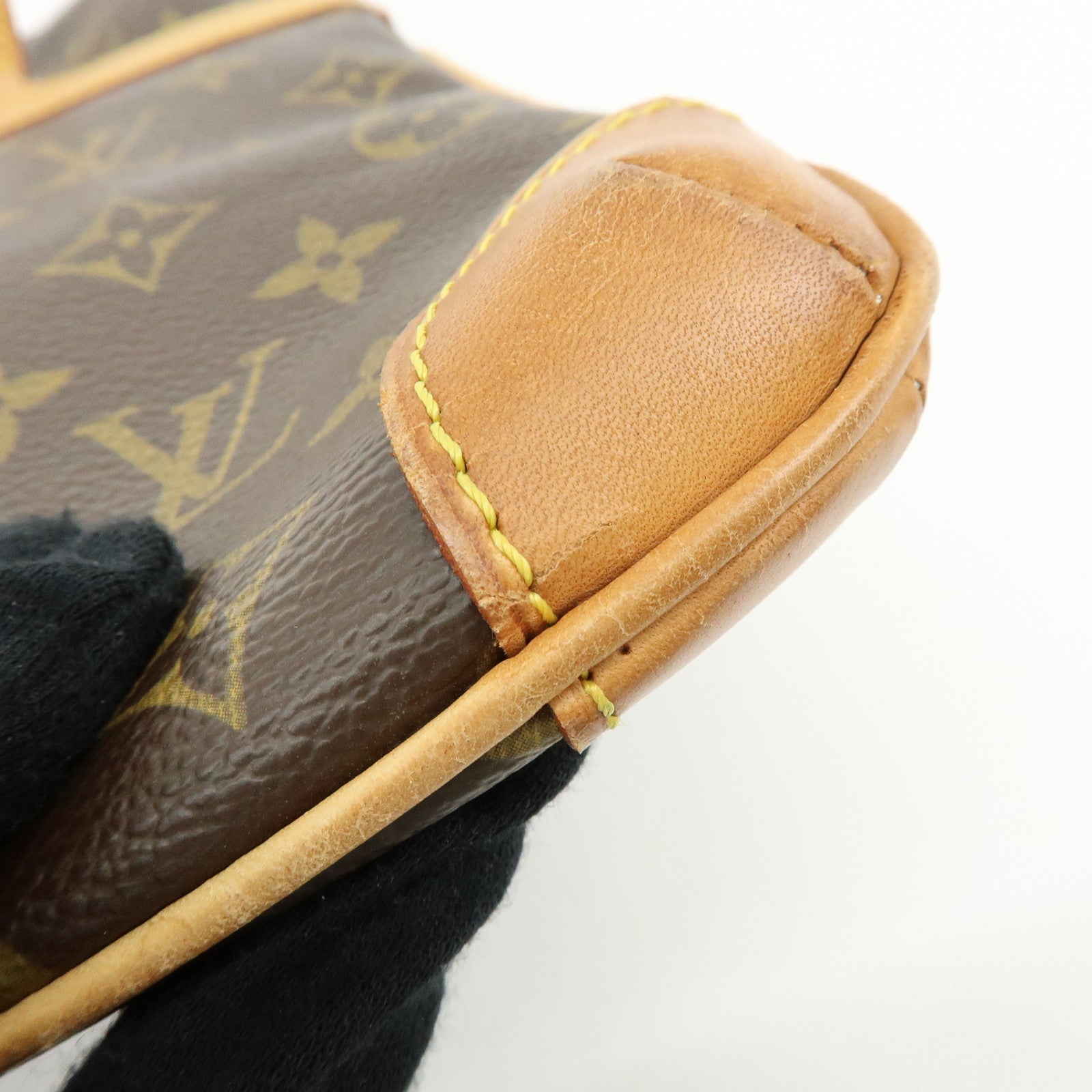 Louis Vuitton Monogram Coussin GM Hand Bag Shoulder Bag Brown M51141