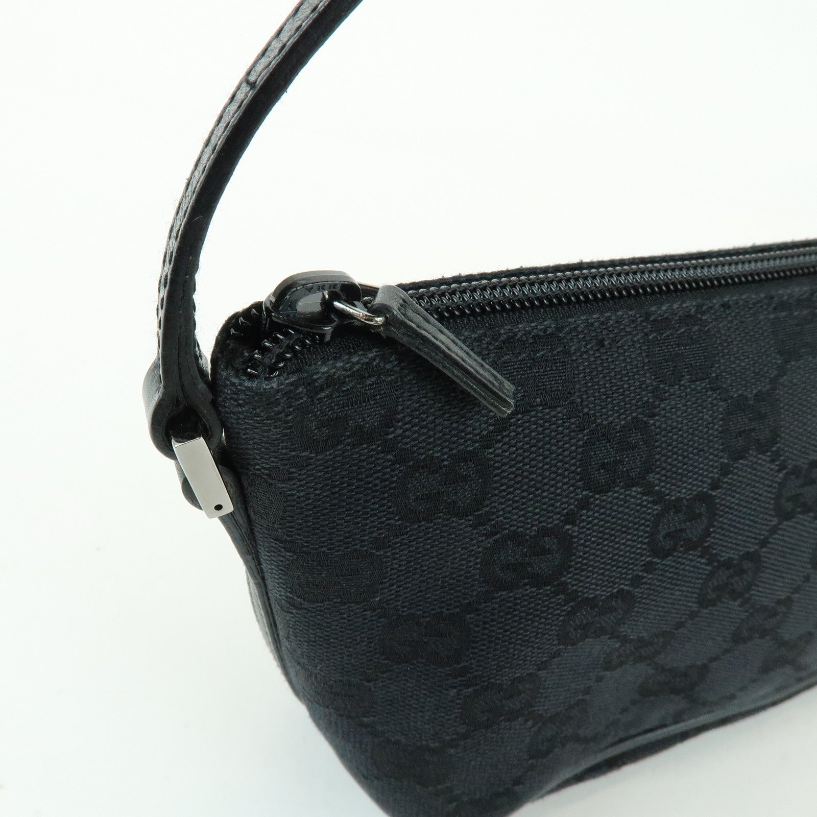 GUCCI Boat Bag GG Canvas Leather Accessory Pouch Hand Bag 07198