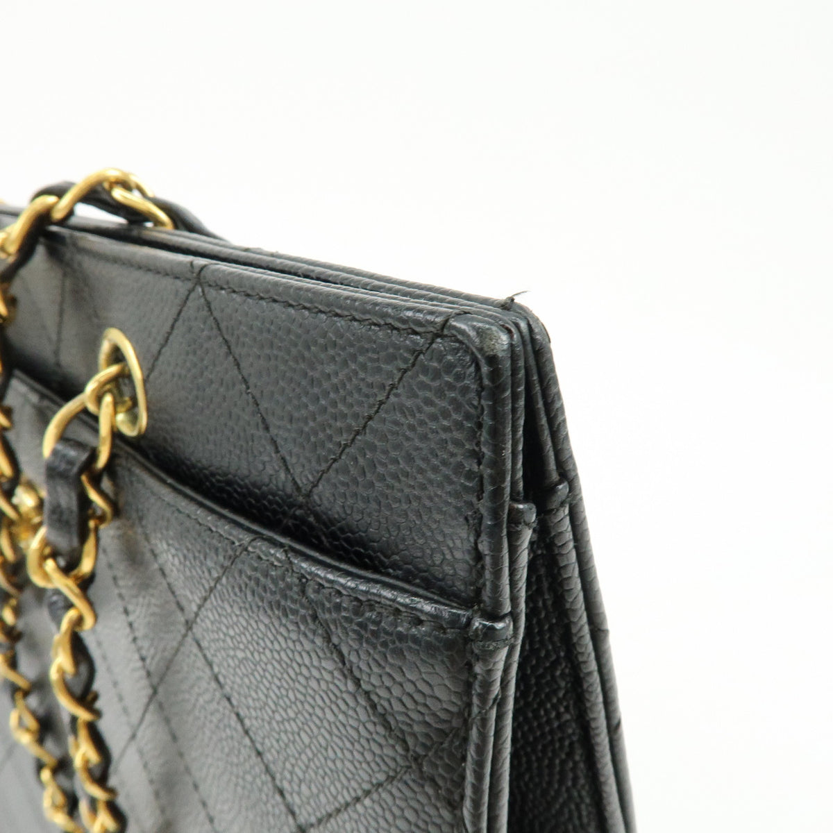 CHANEL Matelasse Caviarskin Chain Shoulder Bag Hand Bag Black A08907