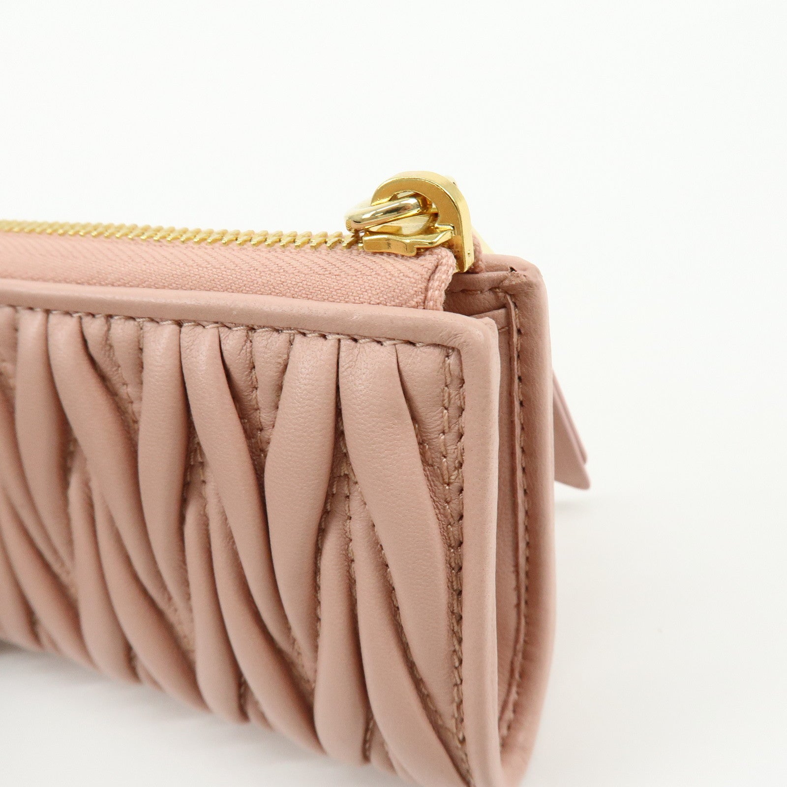 MIU MIU Matelasse Nappa Leather Coin Case Card Case Pink