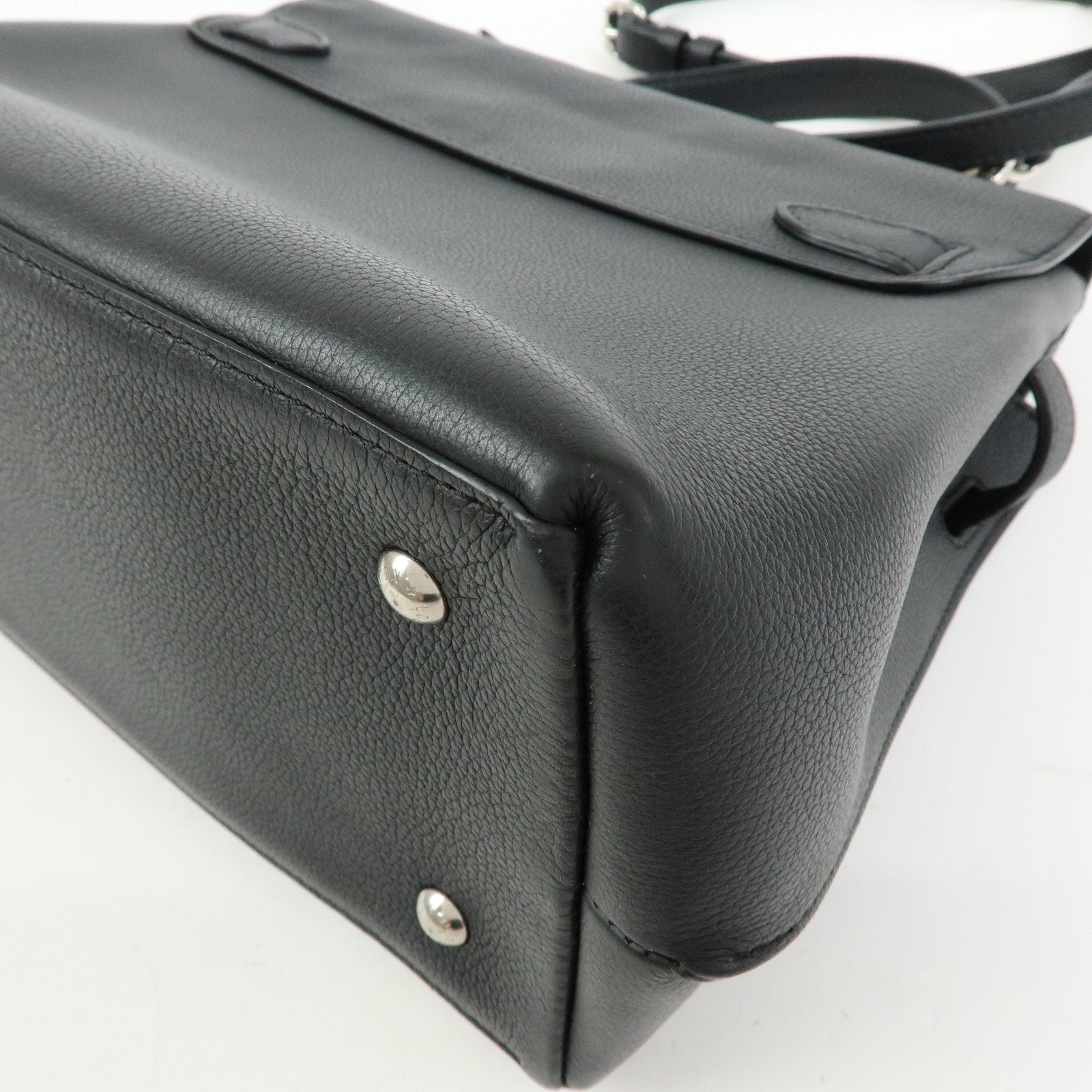 Louis Vuitton Lockme Ever MM Calf Leather 2Way Hand Bag Black M51395