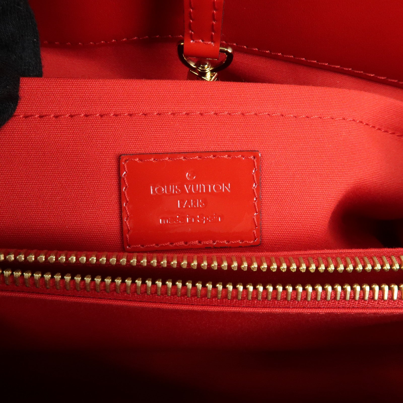 Louis Vuitton Monogram Vernis Montaigne MM 2Way Bag Cerise M50167