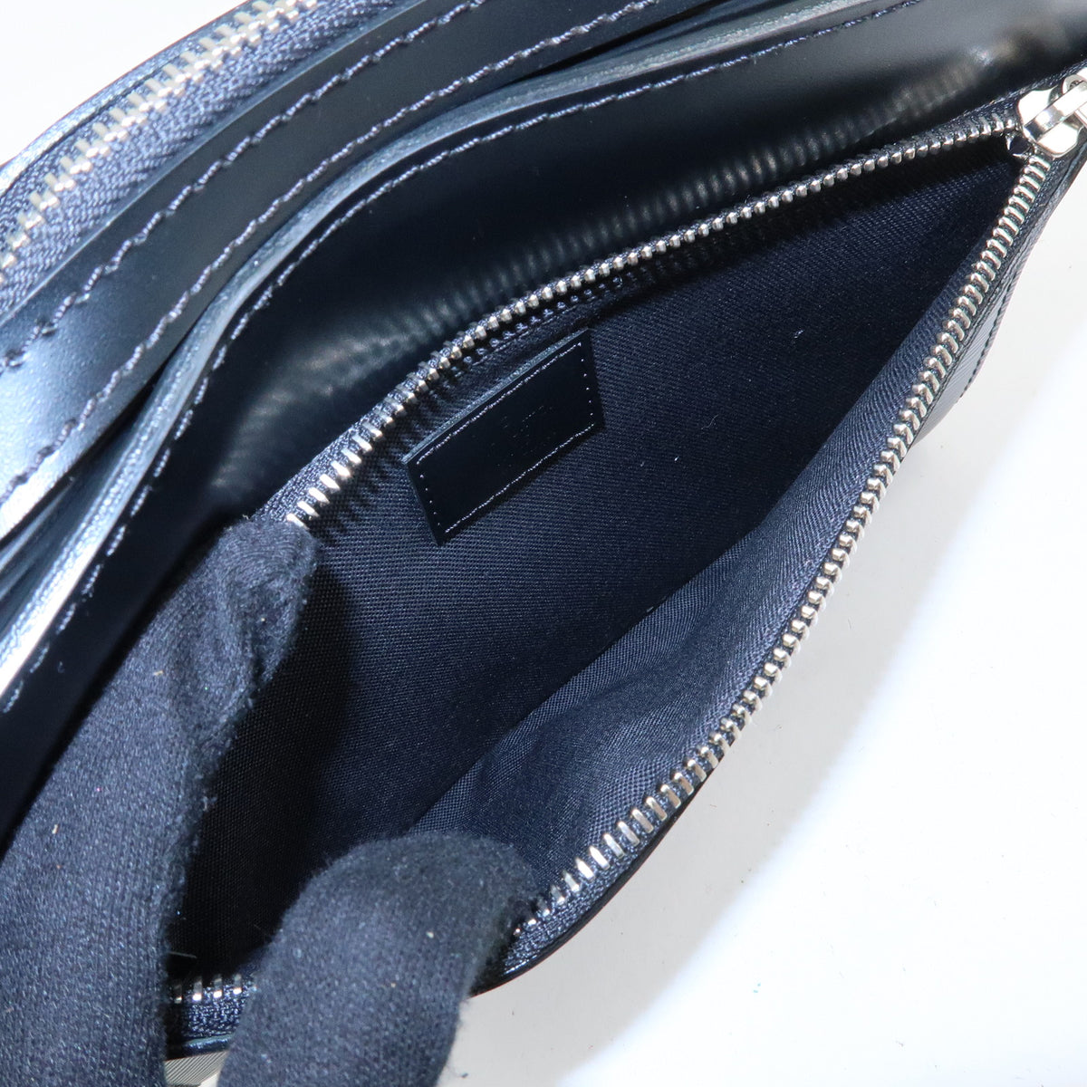 Louis Vuitton Epi Leather Osh Clutch Bag Flat Pouch Noir M59362