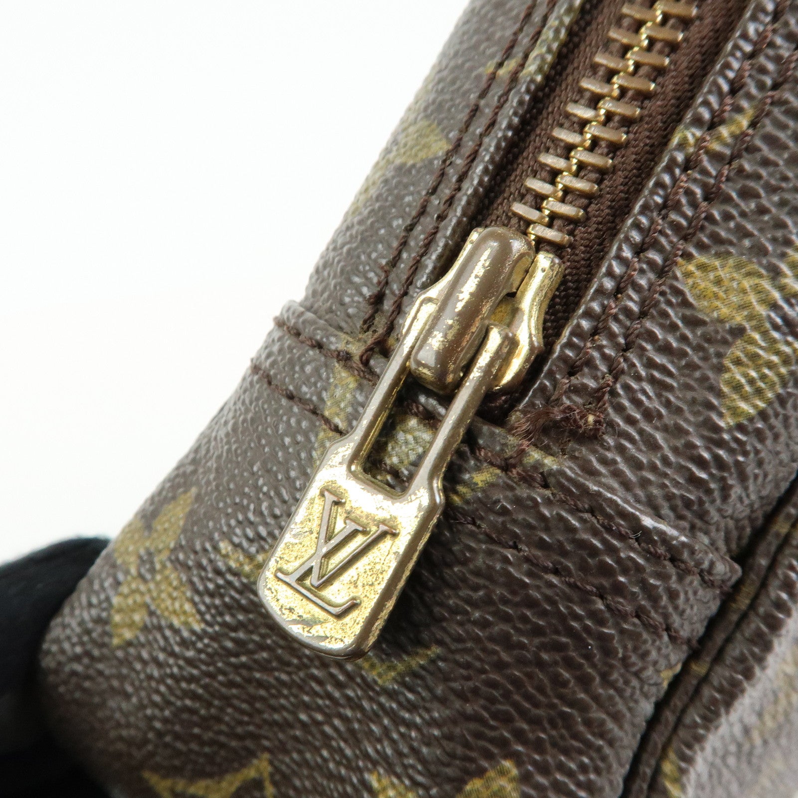 Louis Vuitton Monogram Trousse Toilette 23 Pouch Brown M47524