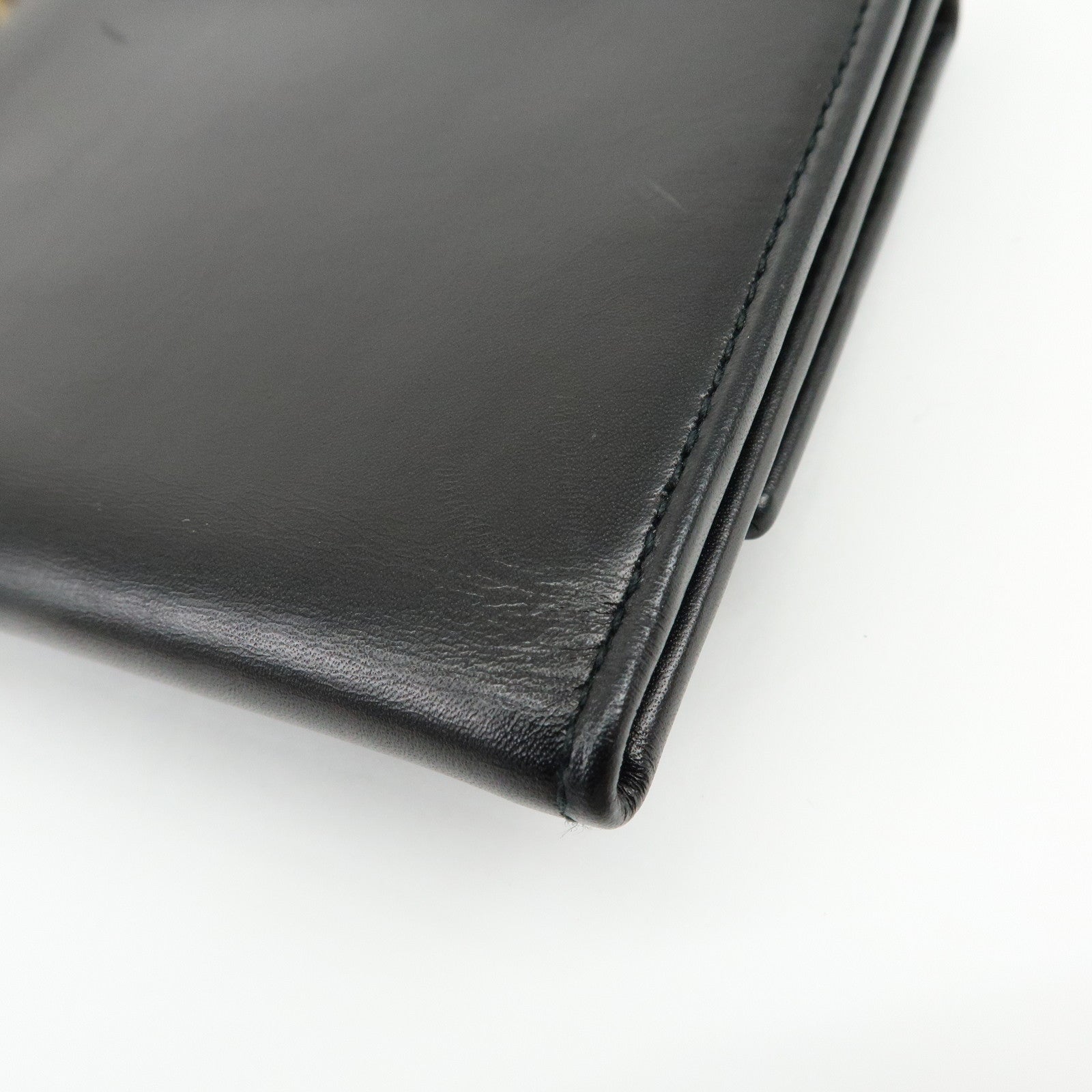 Ferragamo Gancini Leather Compact Wallet Shoulder Wallet Black