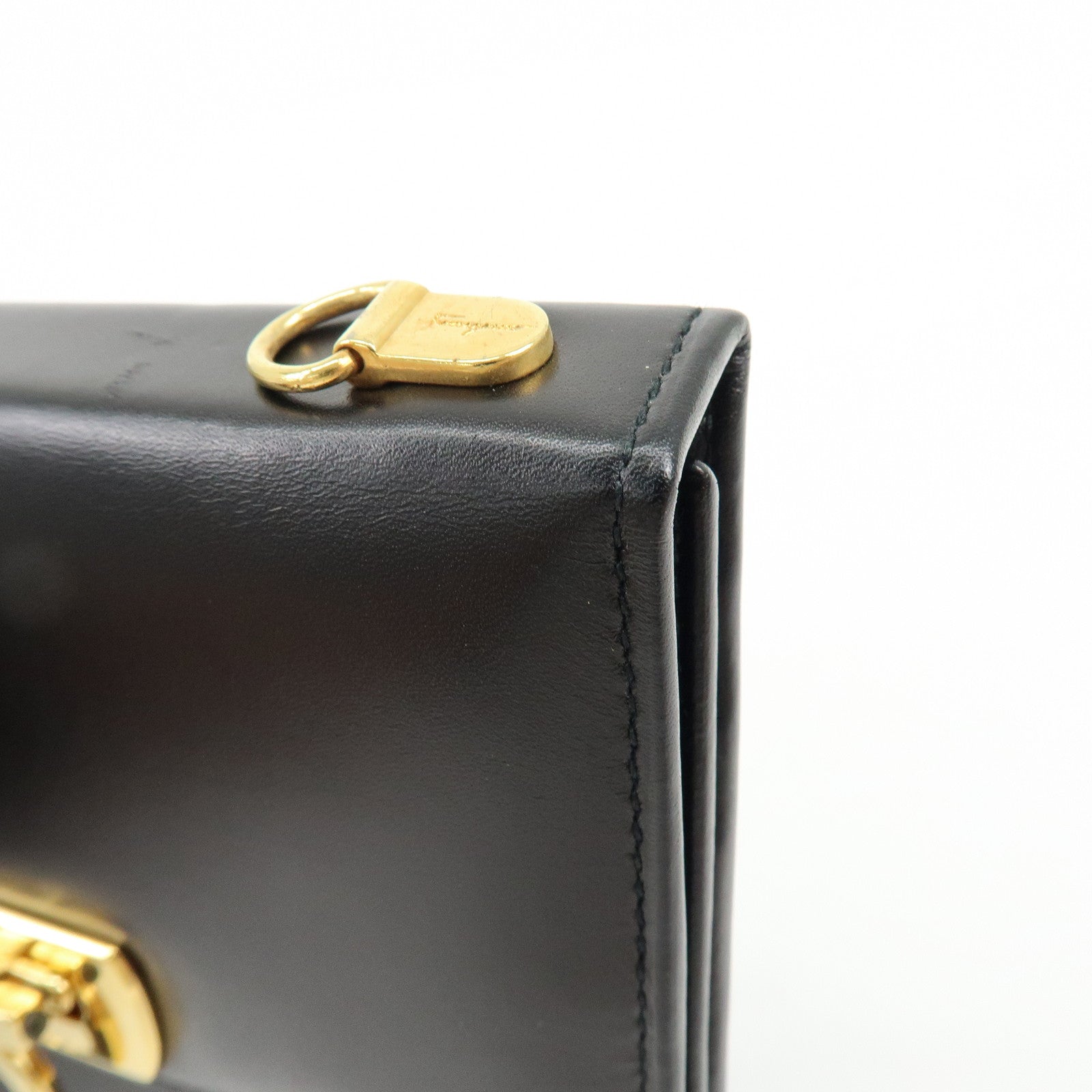 Ferragamo Gancini Leather Compact Wallet Shoulder Wallet Black