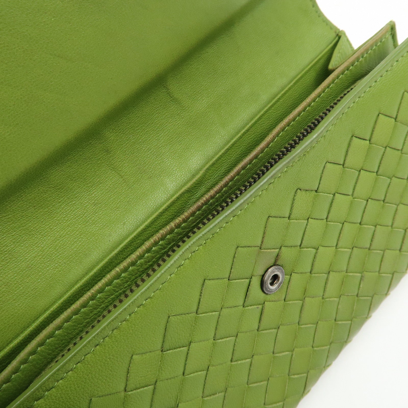 BOTTEGA VENETA Intrecciato Leather Flap Long Wallet Green