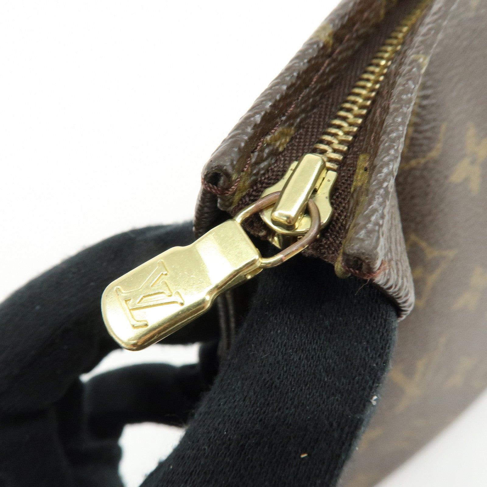 Louis Vuitton Monogram Poche Toilette 26 Clutch Bag Brown M47542